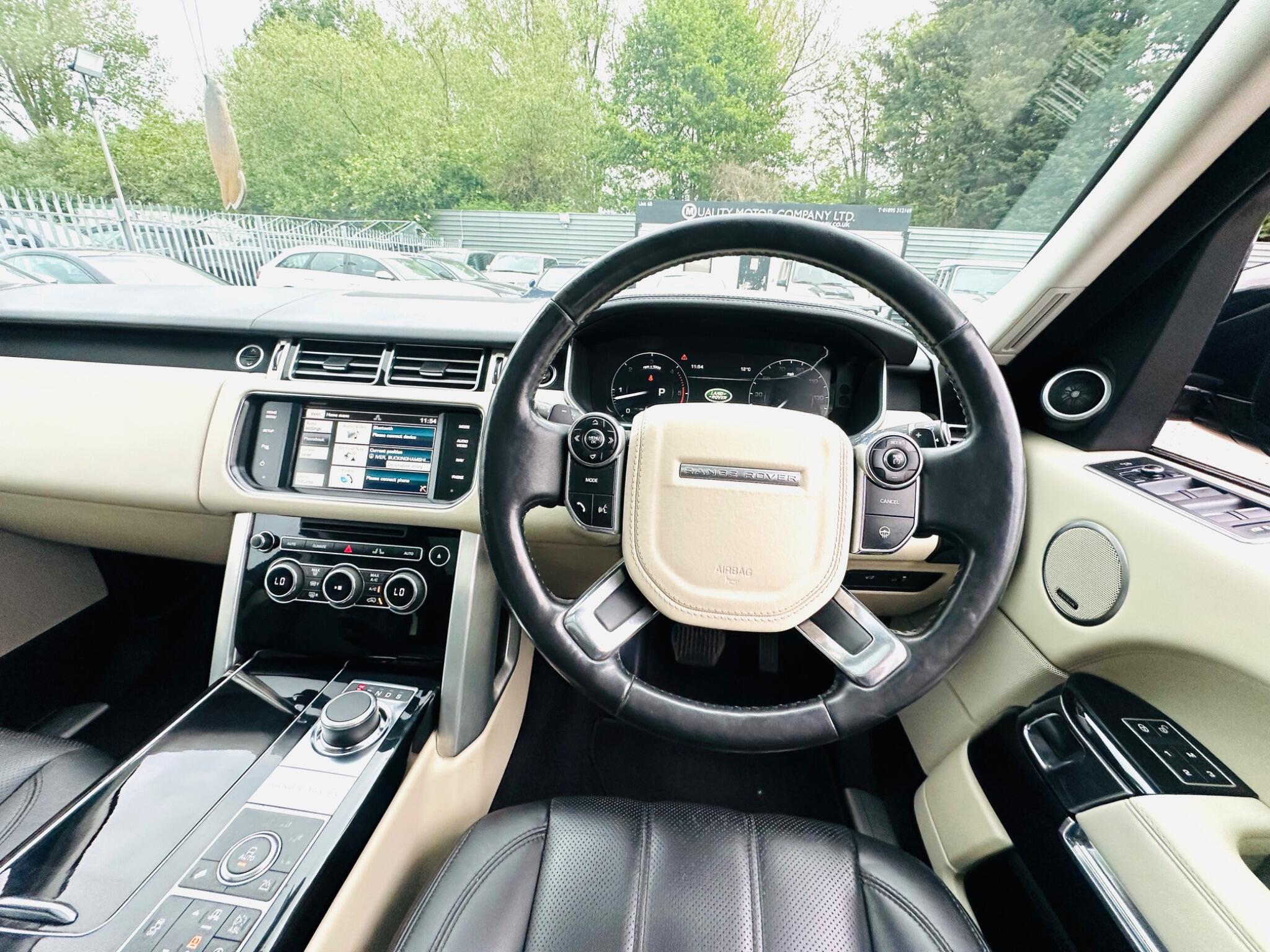 Land Rover Range Rover view 29