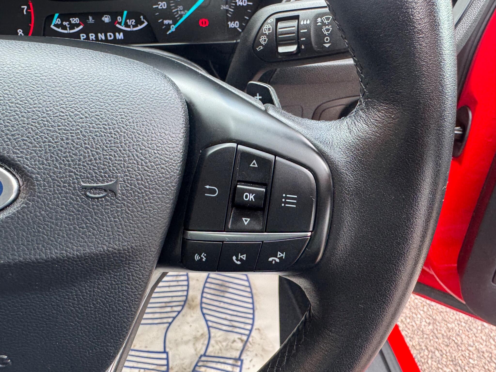 Ford Focus view 13