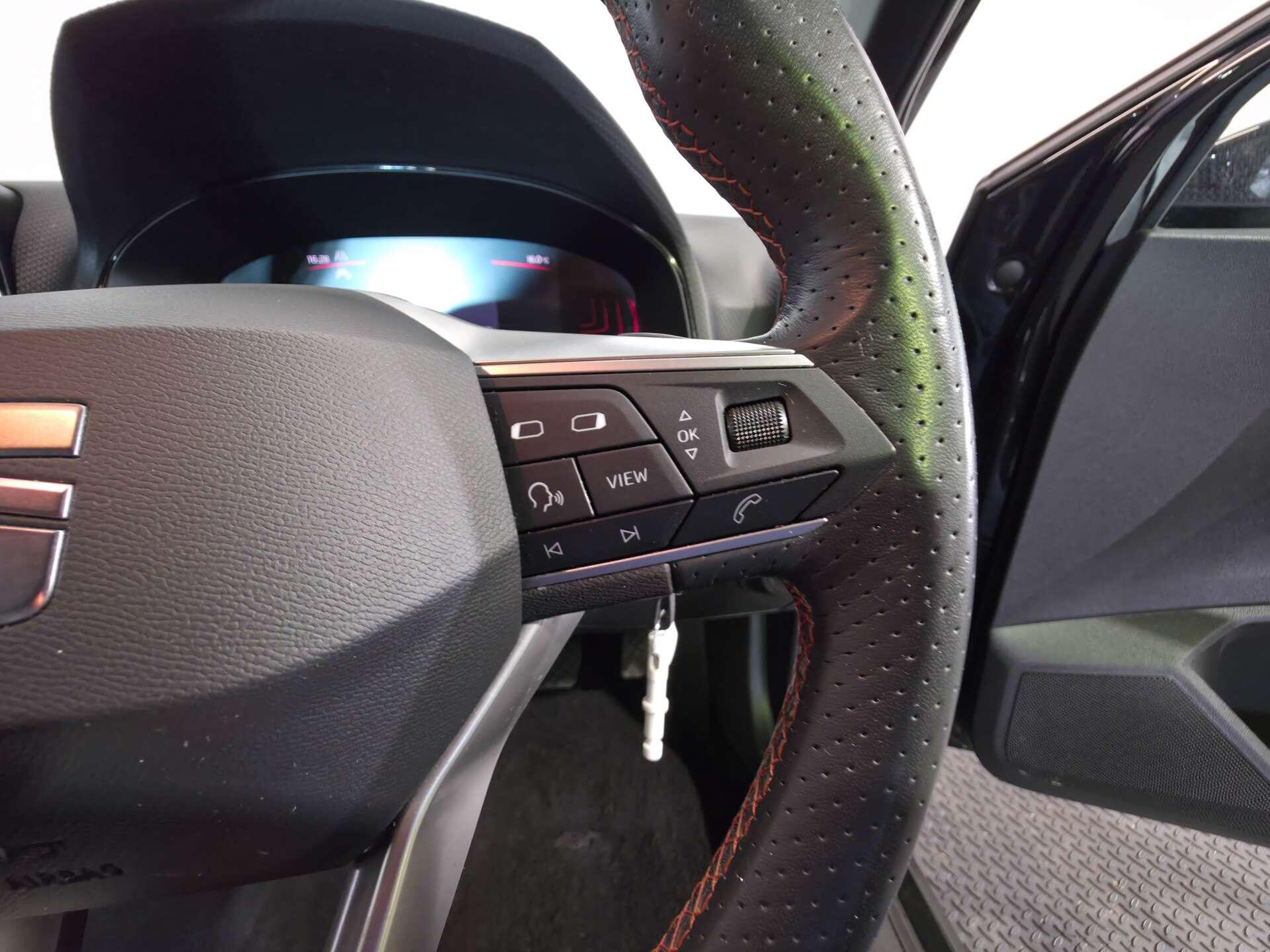SEAT Arona view 24