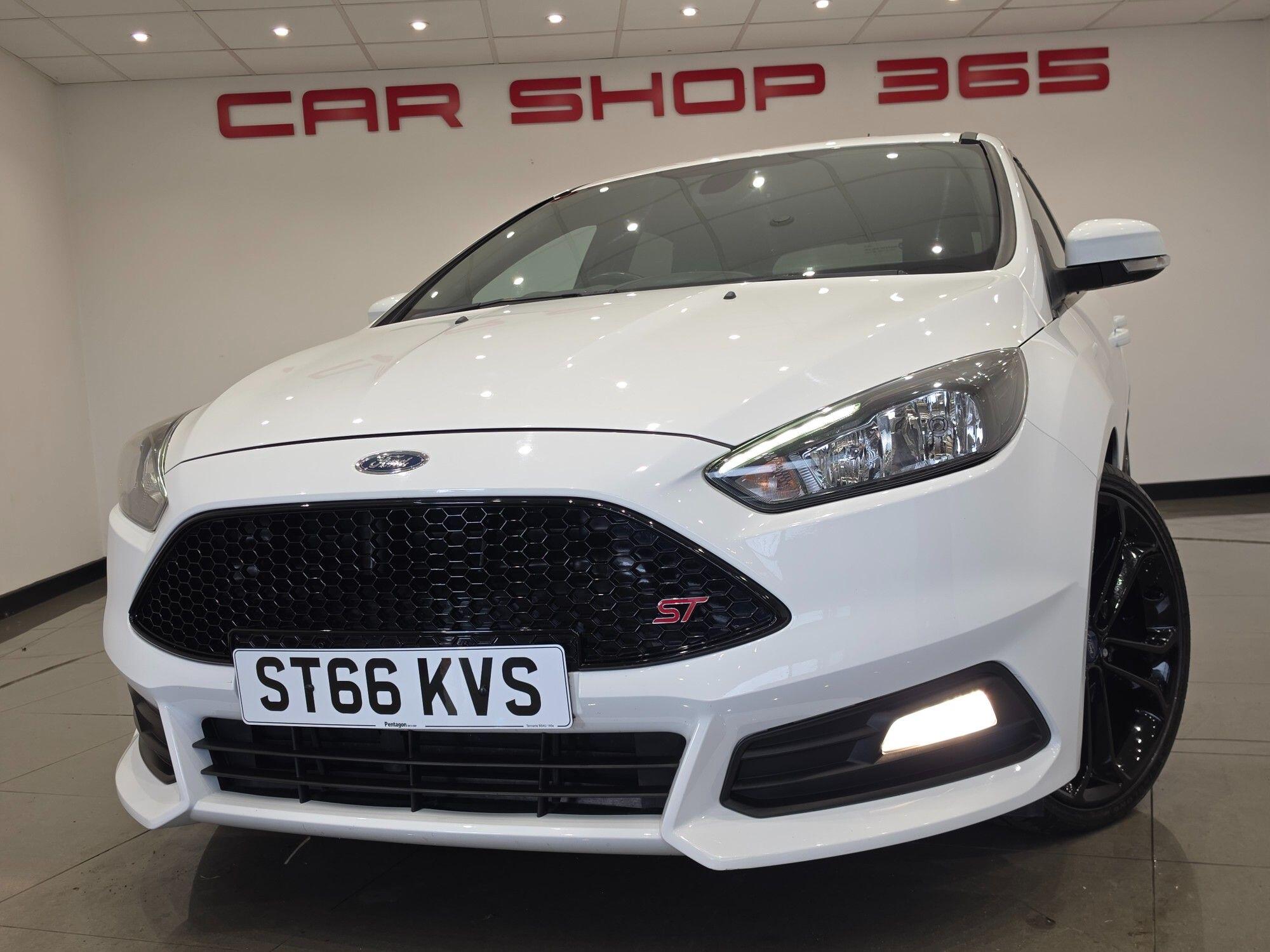 Ford Focus view 63