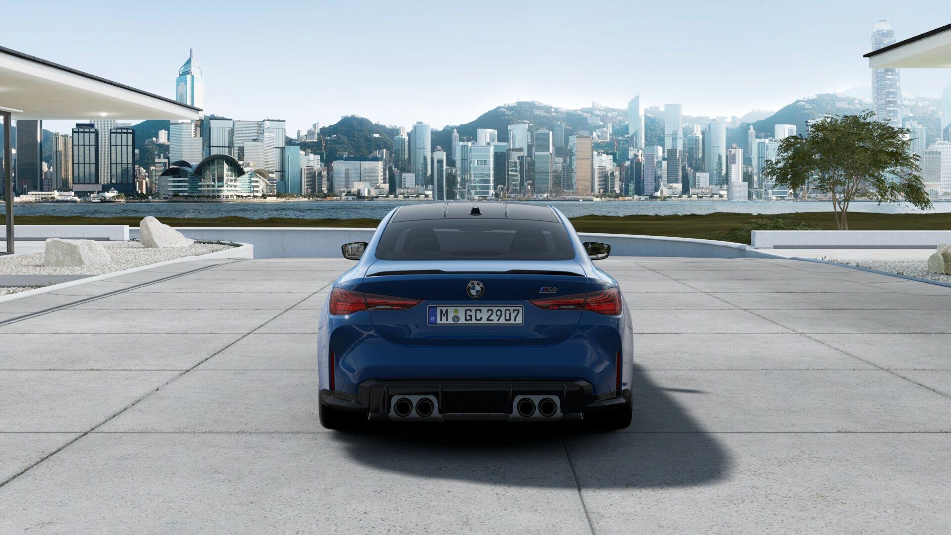 BMW M4 view 5