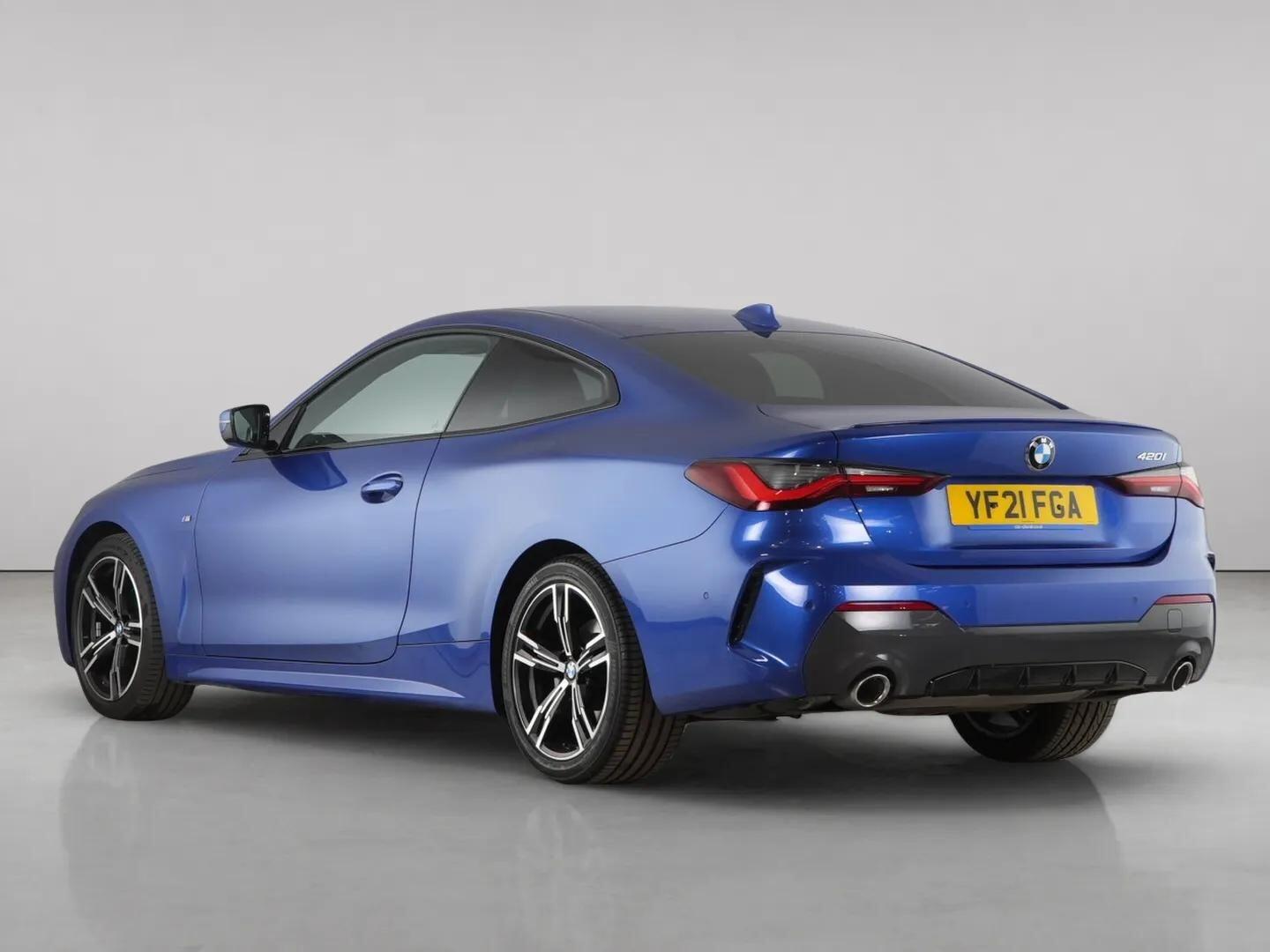 BMW 4 Series view 6