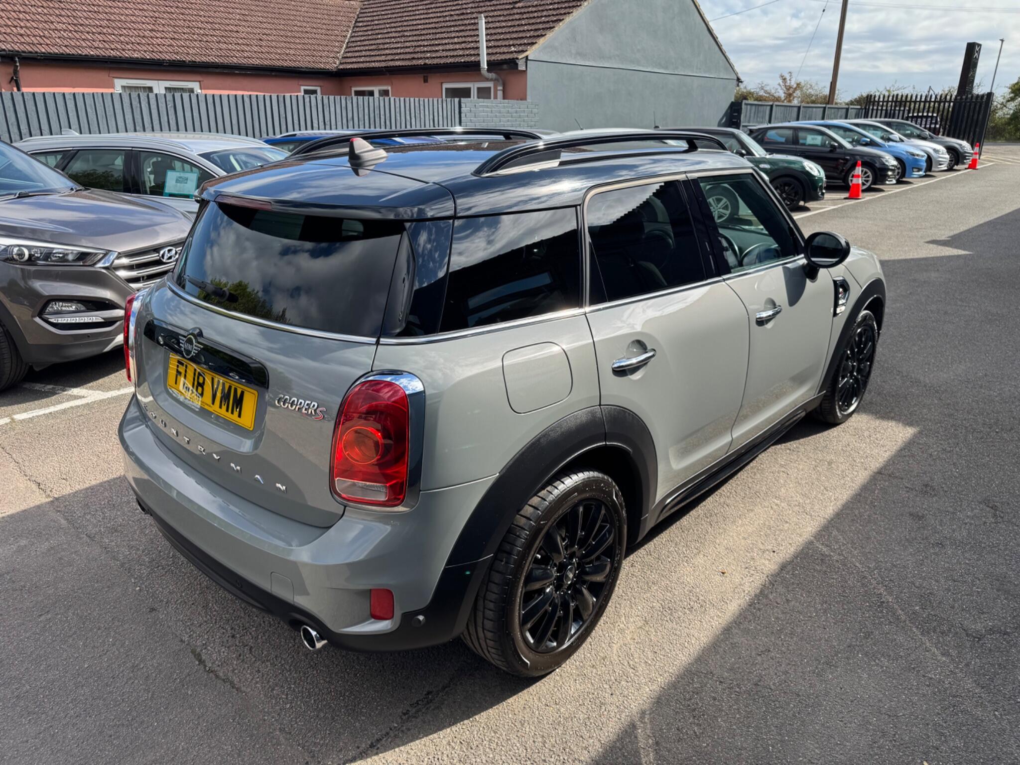 Mini Countryman view 16