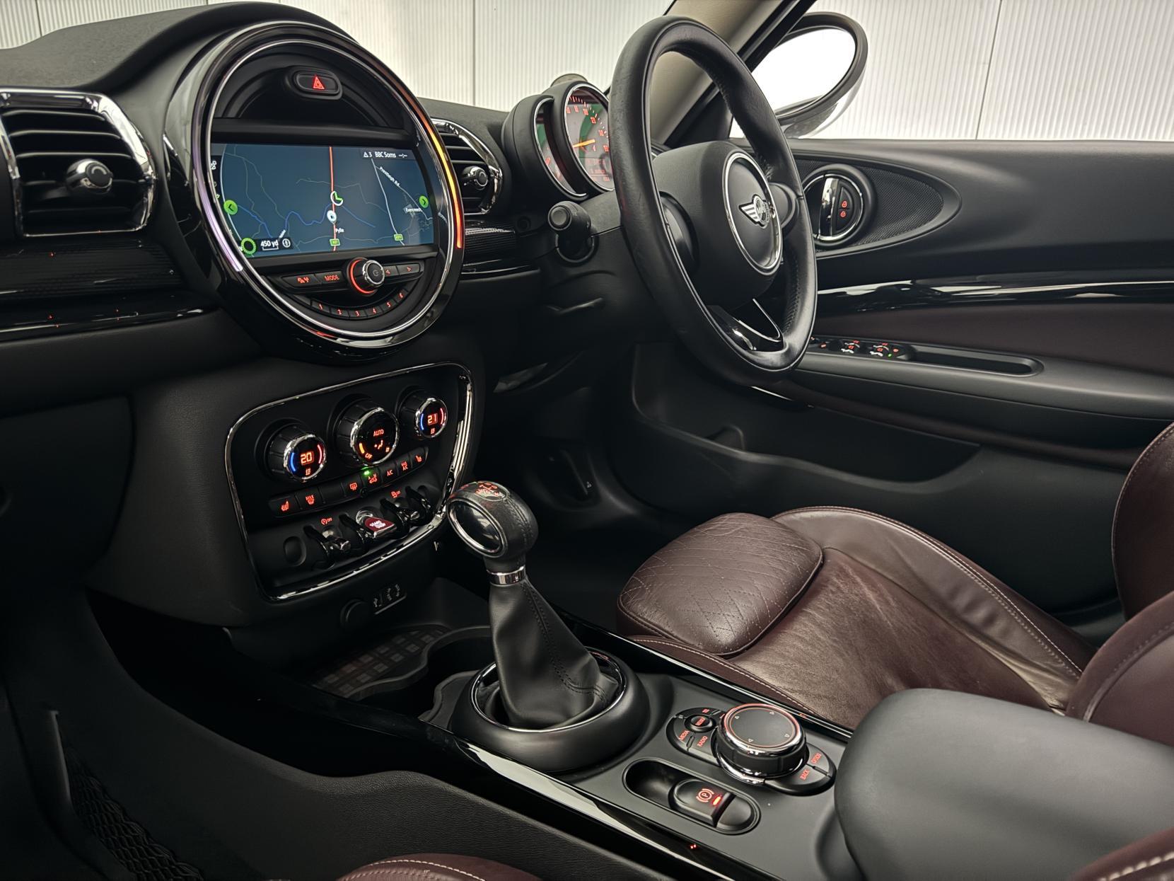 MINI Clubman view 61