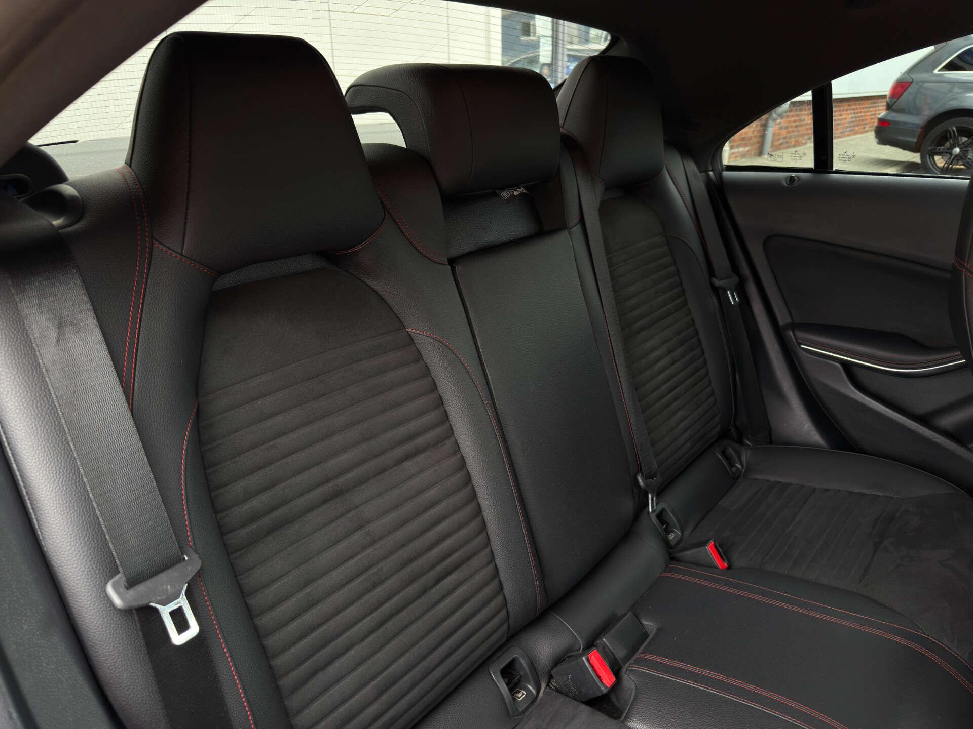 Mercedes-Benz Cla view 14
