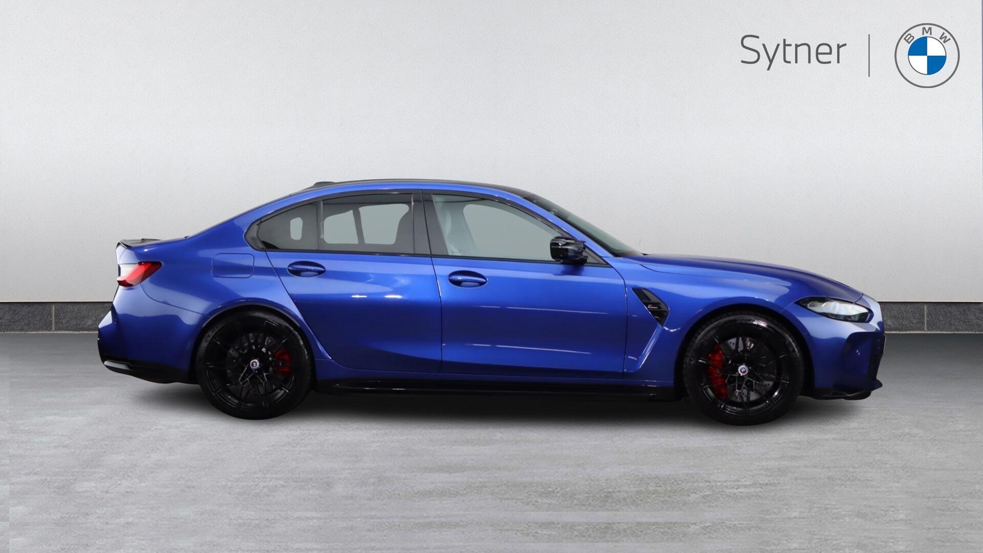 BMW M3 view 3