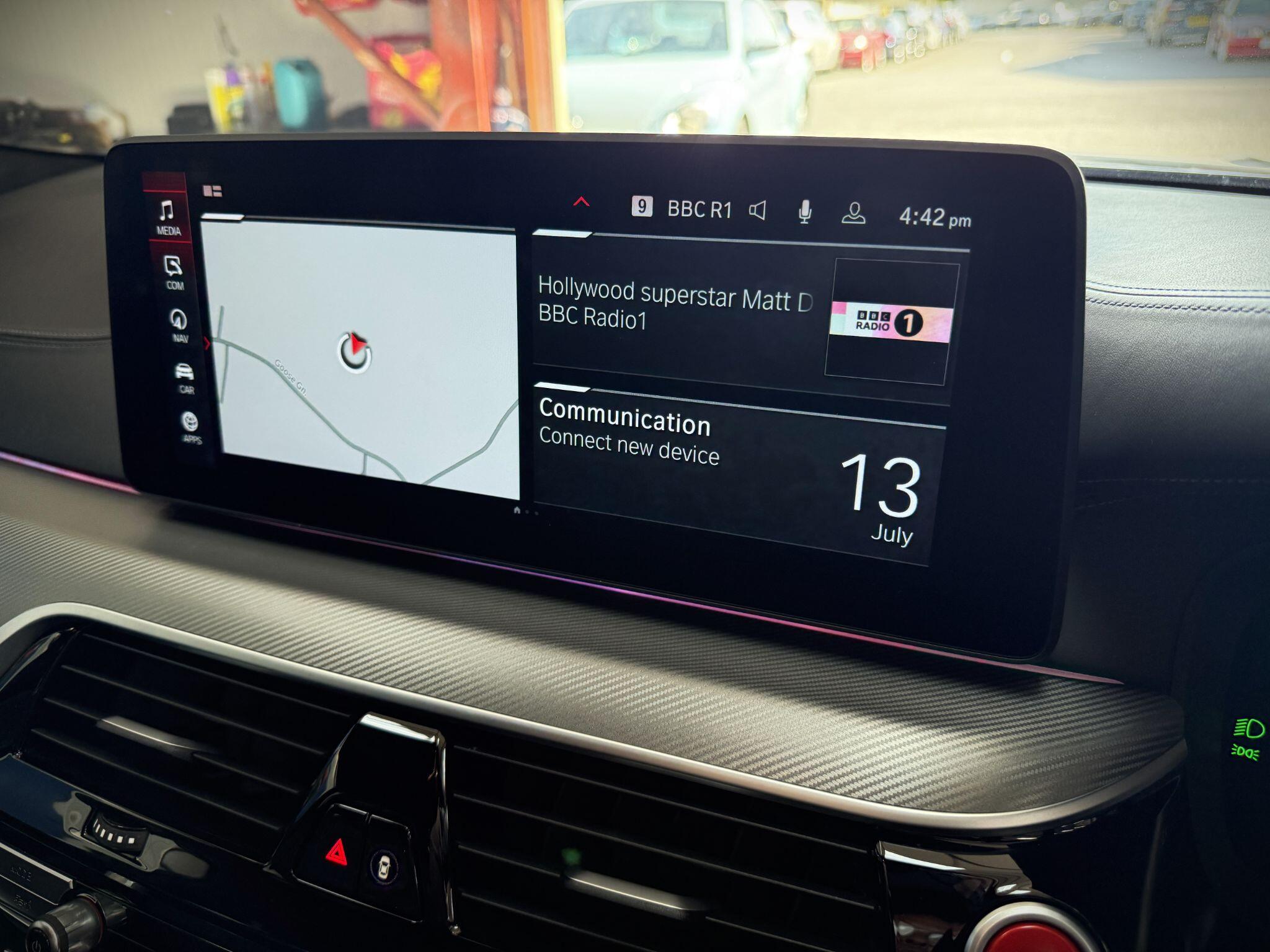 BMW M5 view 10