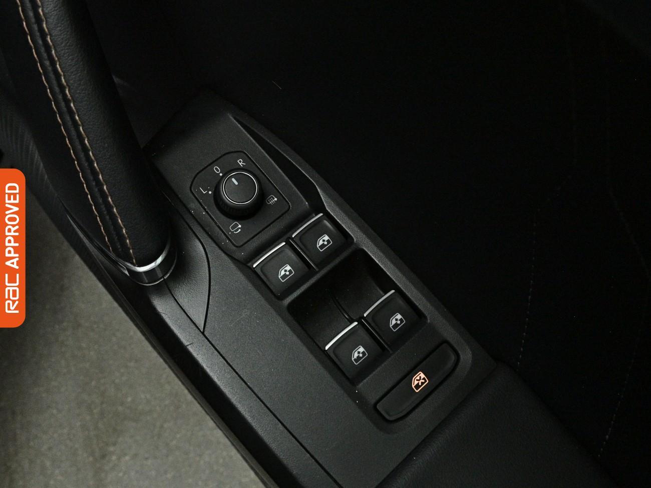 Cupra Formentor view 24