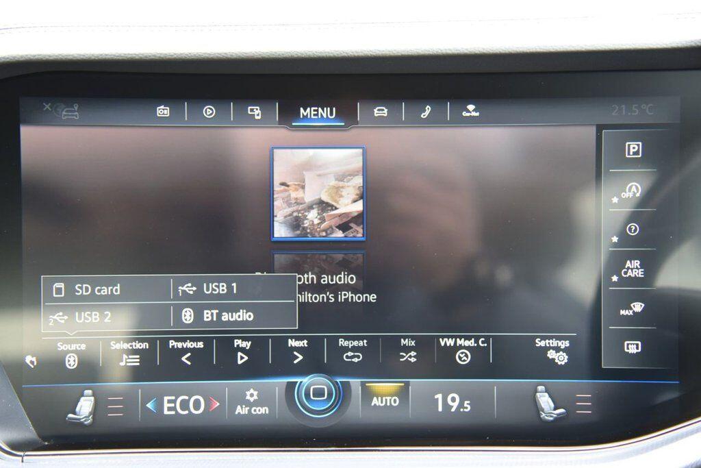 Volkswagen Touareg view 42