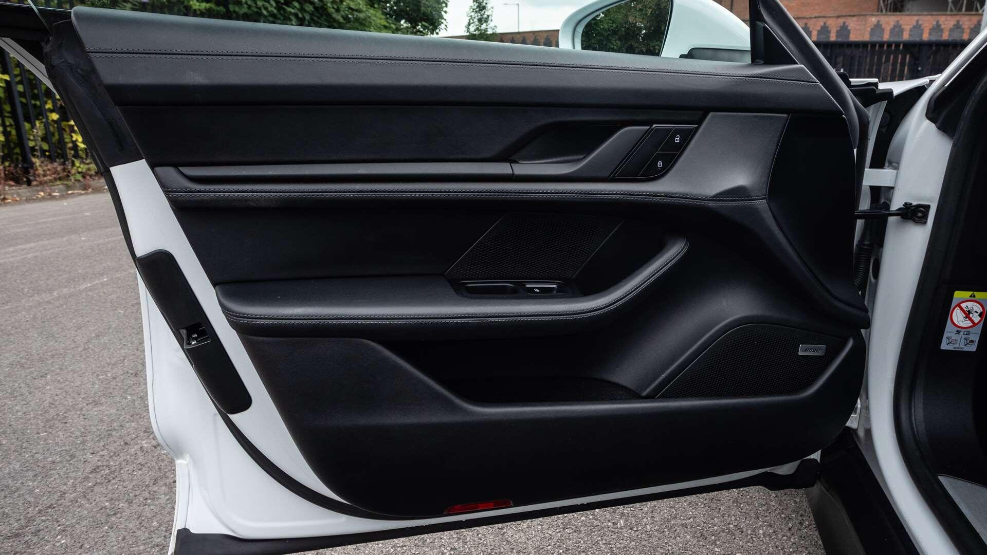 Porsche Taycan view 27