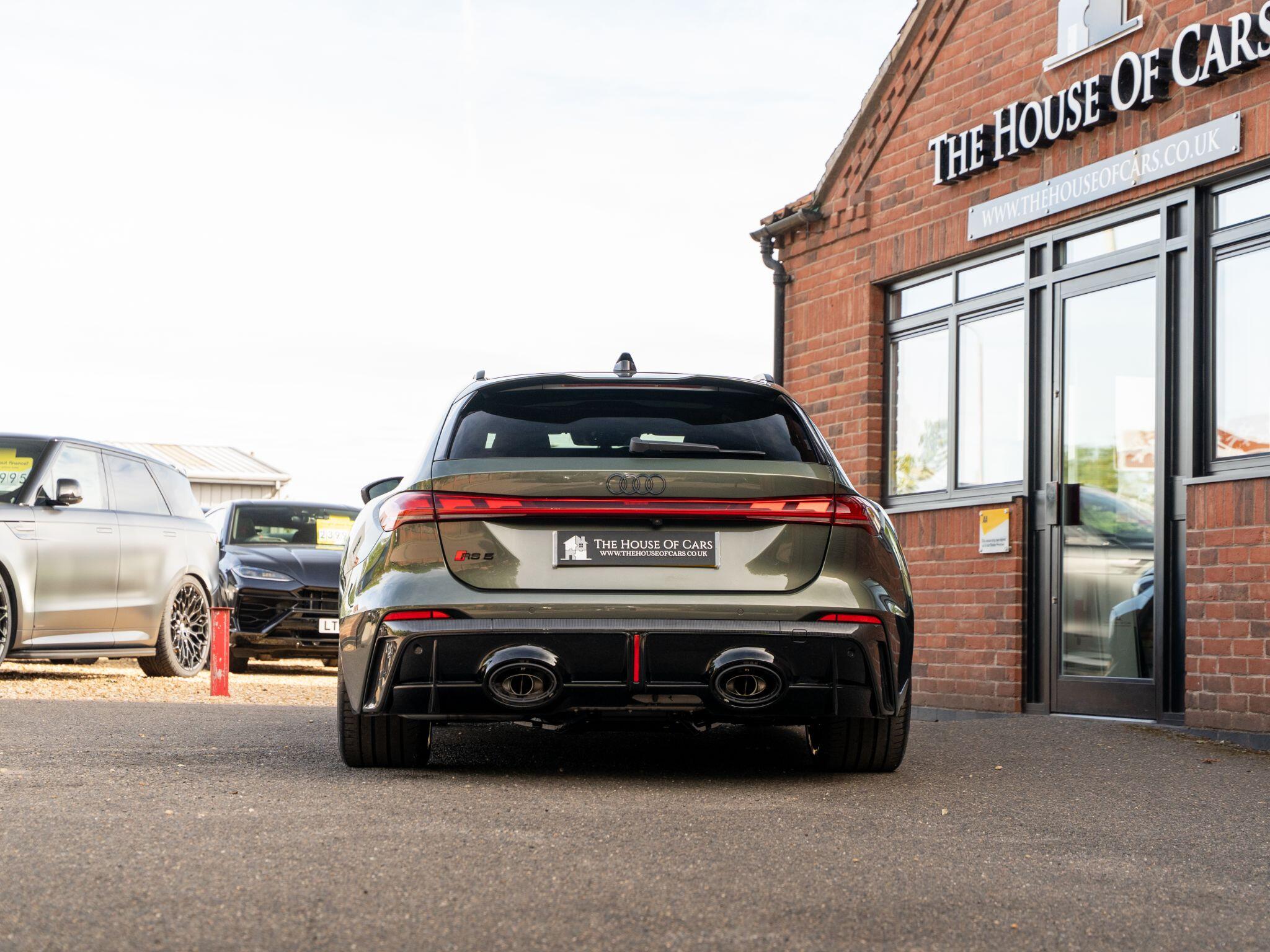Audi RS5 view 16