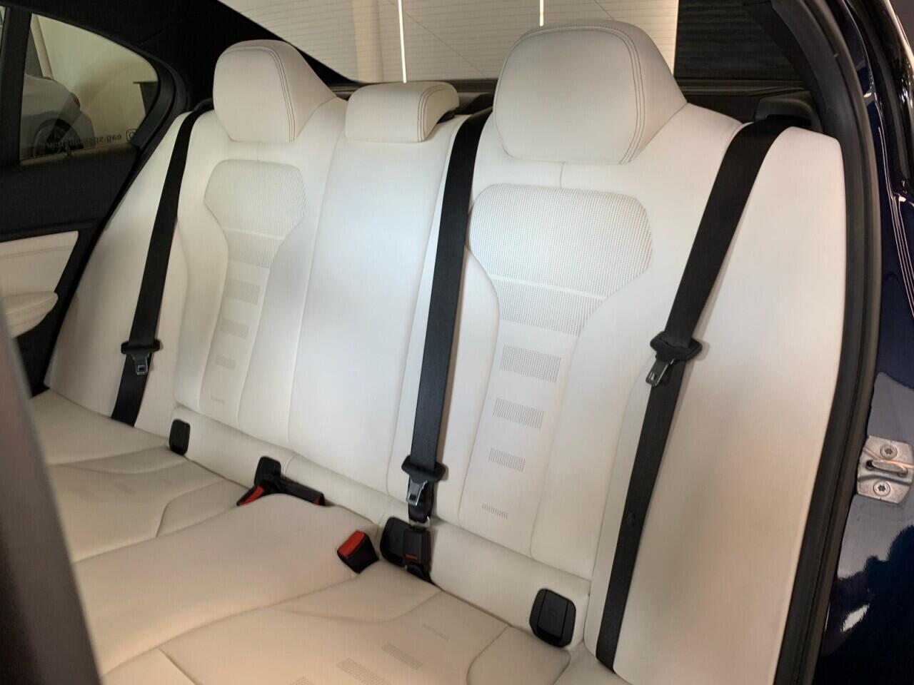 BMW M3 view 29