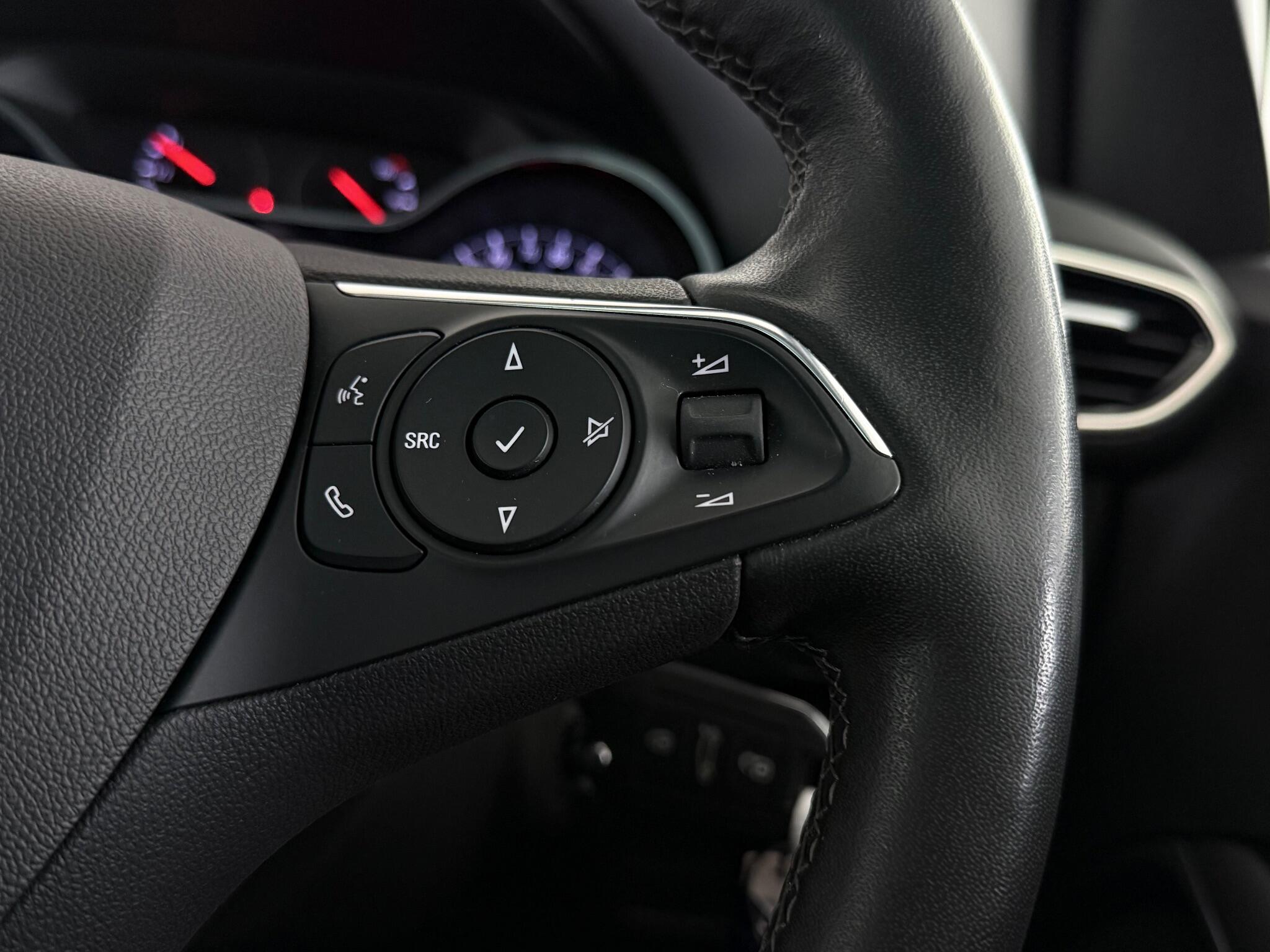 Vauxhall Crossland view 20