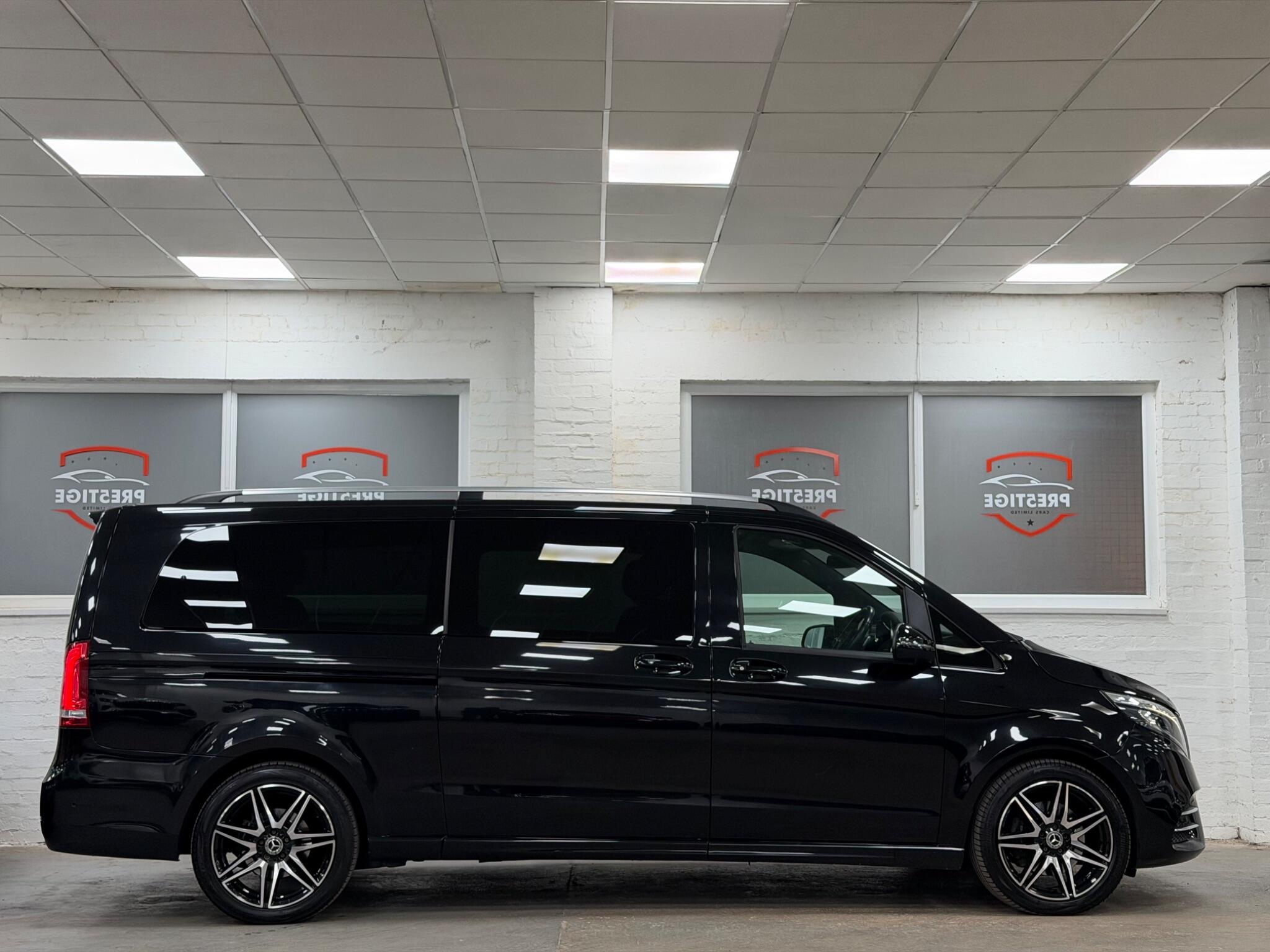 Mercedes-Benz V-Class view 19