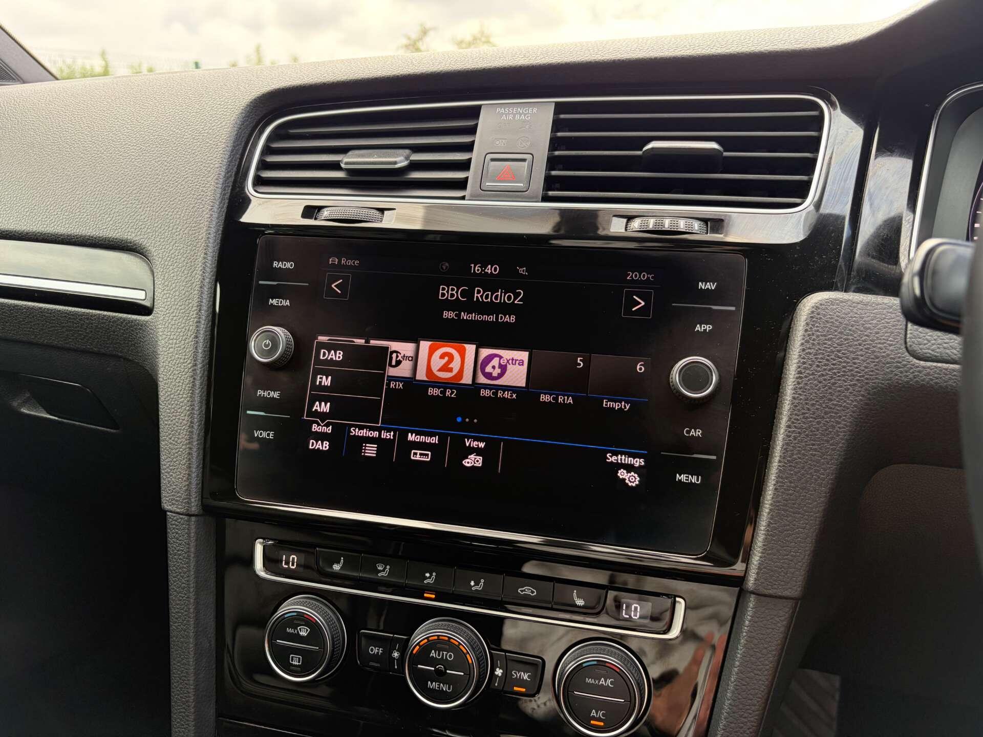 Volkswagen Golf view 46