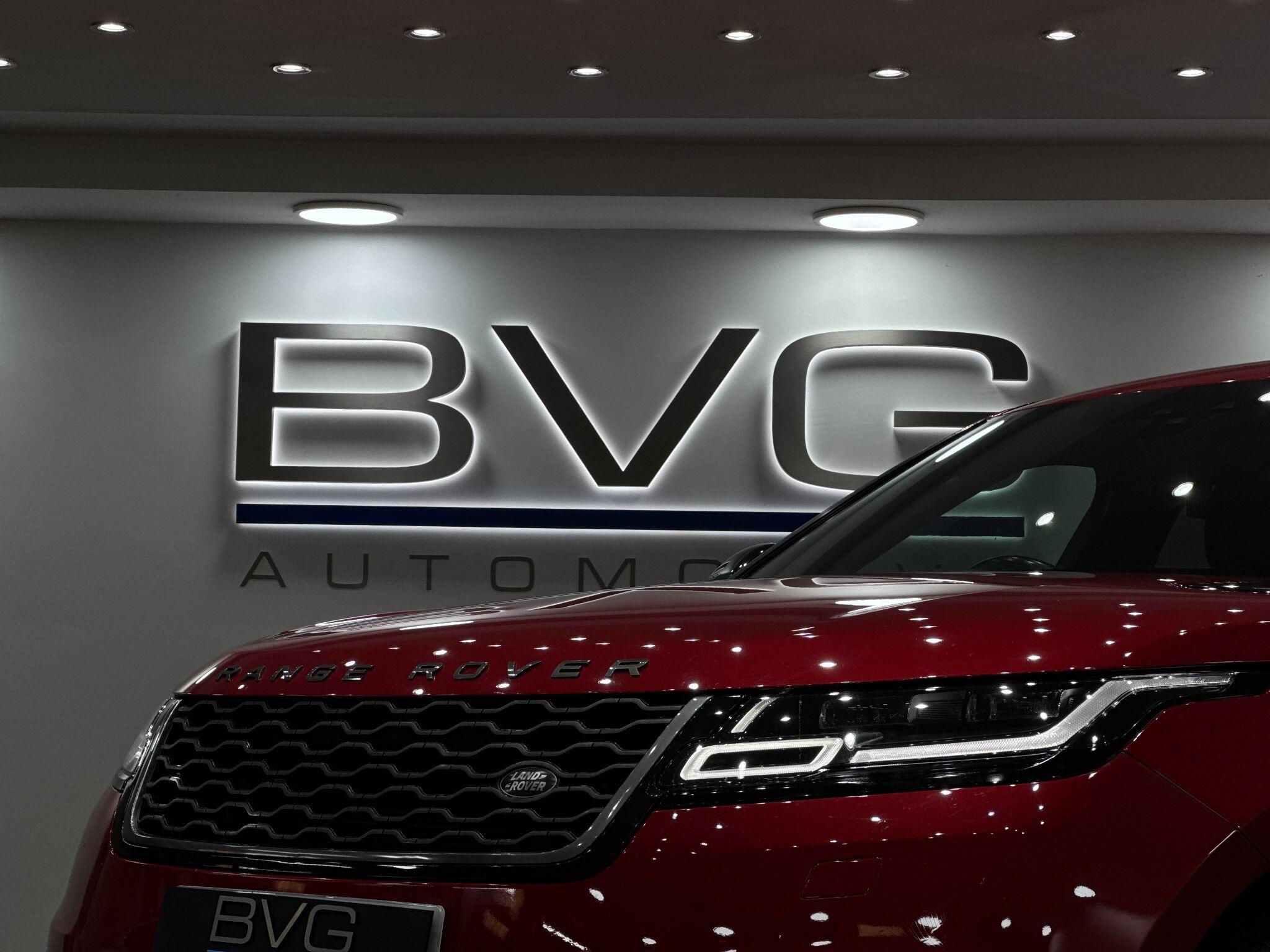 Land Rover Range Rover Velar view 12