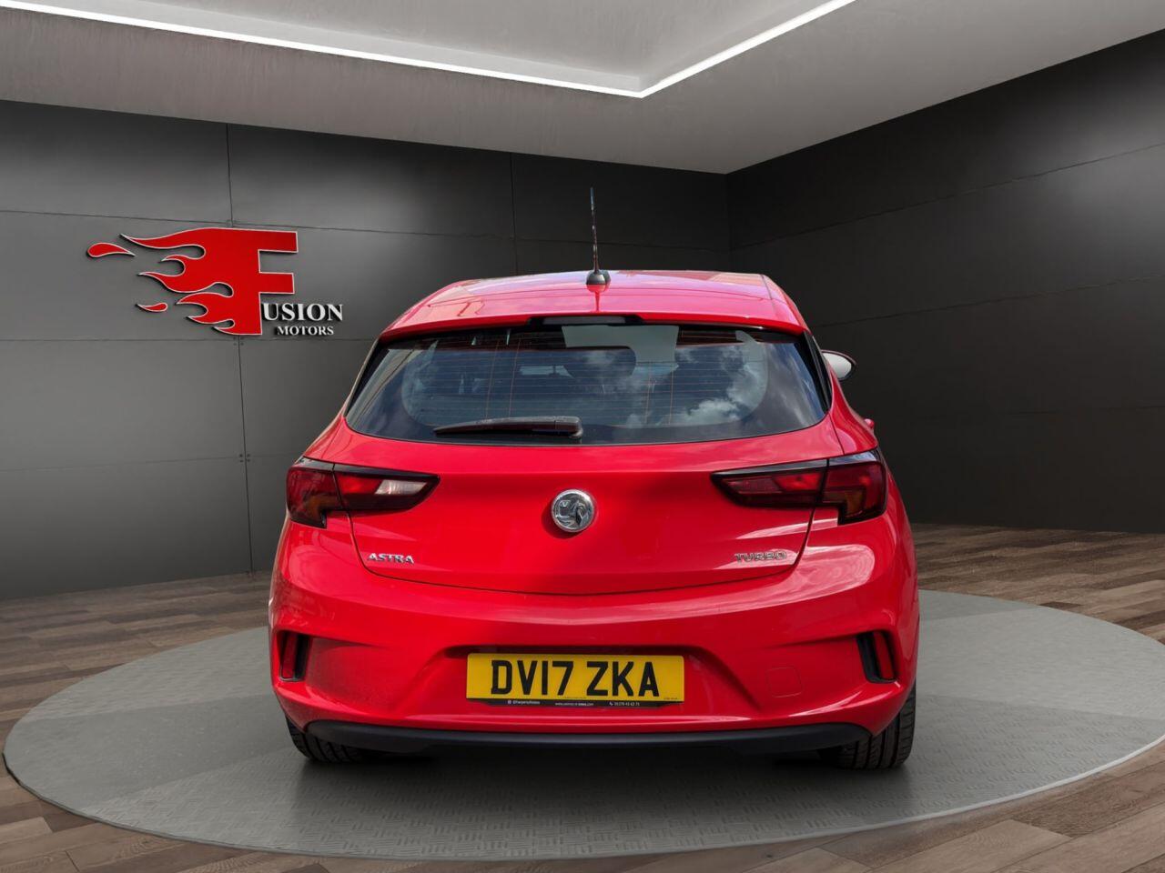 Vauxhall Astra view 6
