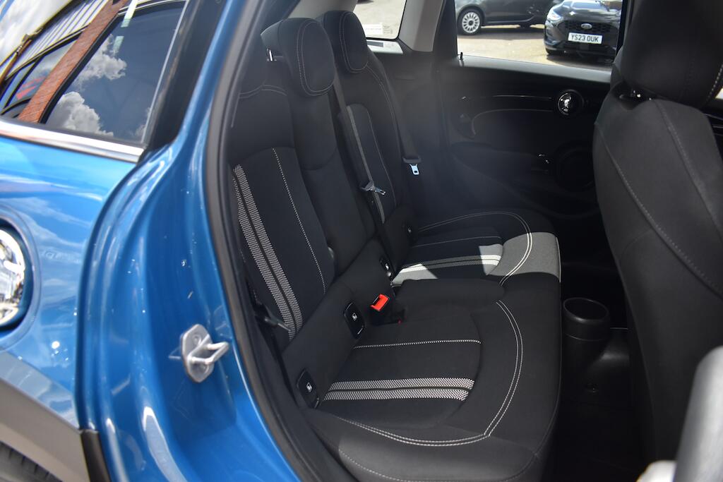 Mini Cooper view 33