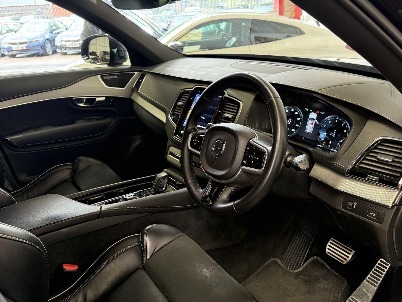 Volvo XC90 view 33
