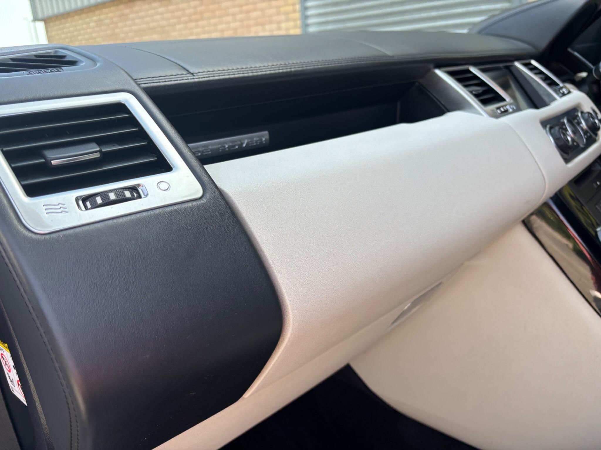 Land Rover Range Rover Sport view 37
