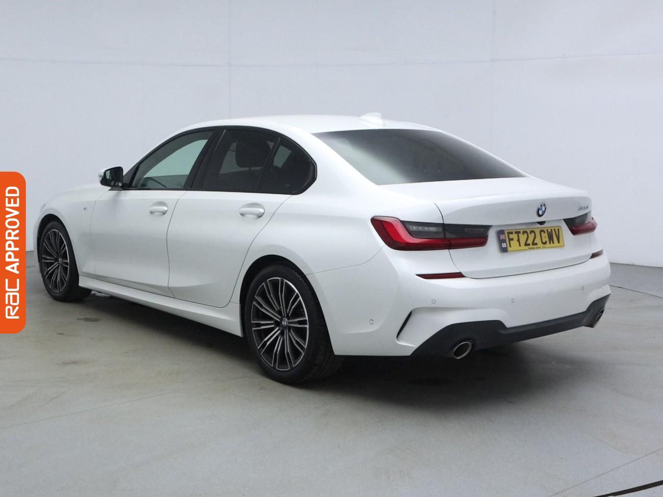 BMW 3 Series view 4