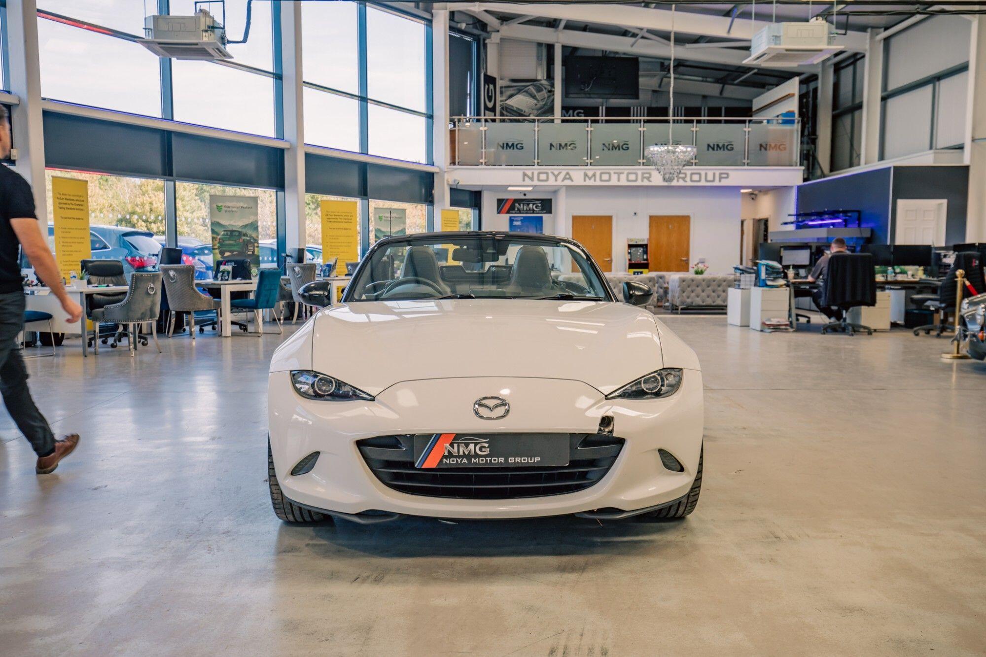 Mazda MX-5 view 23