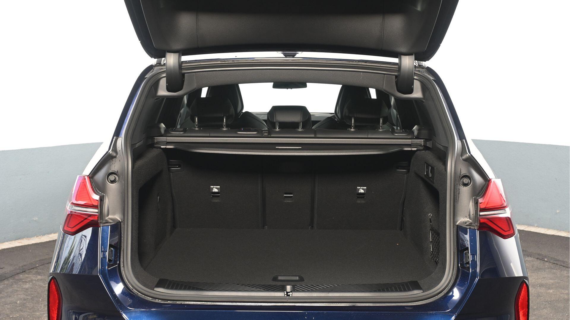 BMW X3 view 13