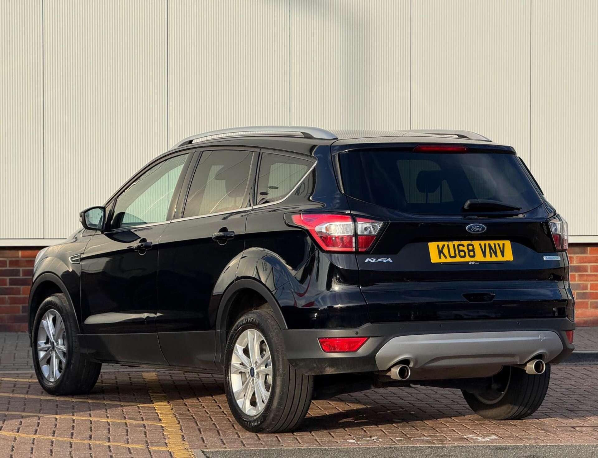 Ford Kuga view 4