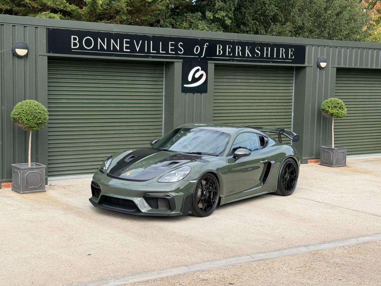 Porsche 718 Cayman view 5
