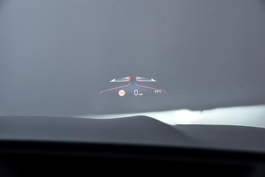 BMW X5 view 11