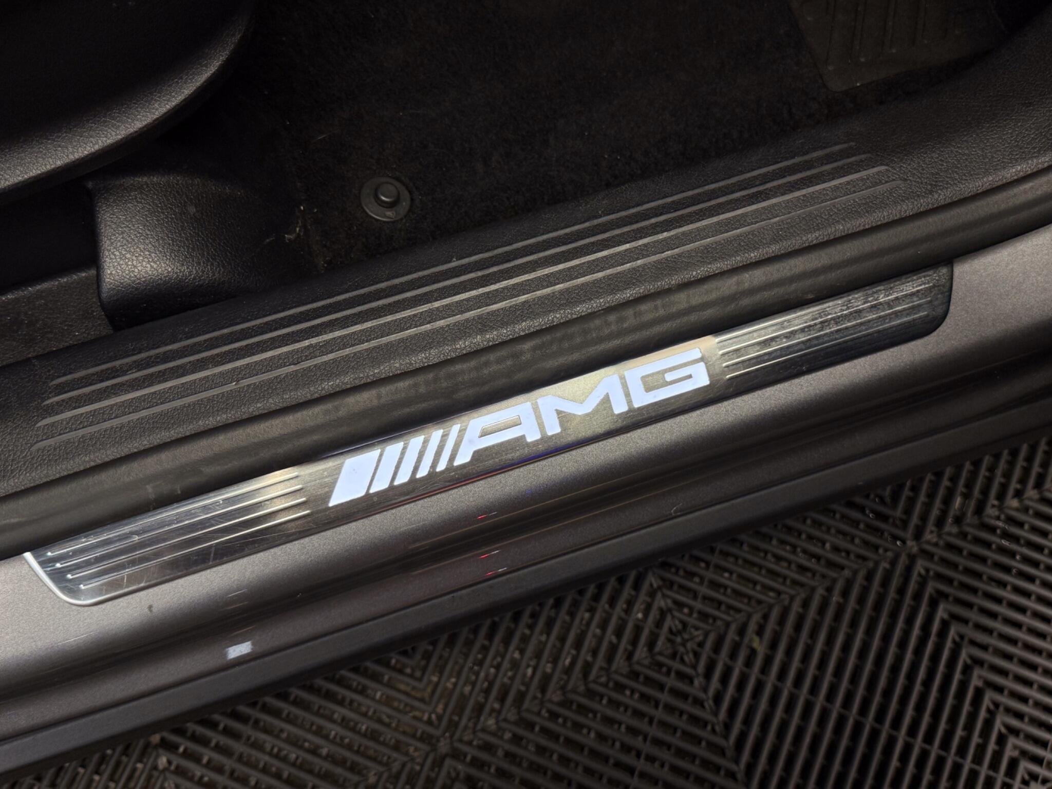 Mercedes-Benz GLB view 49