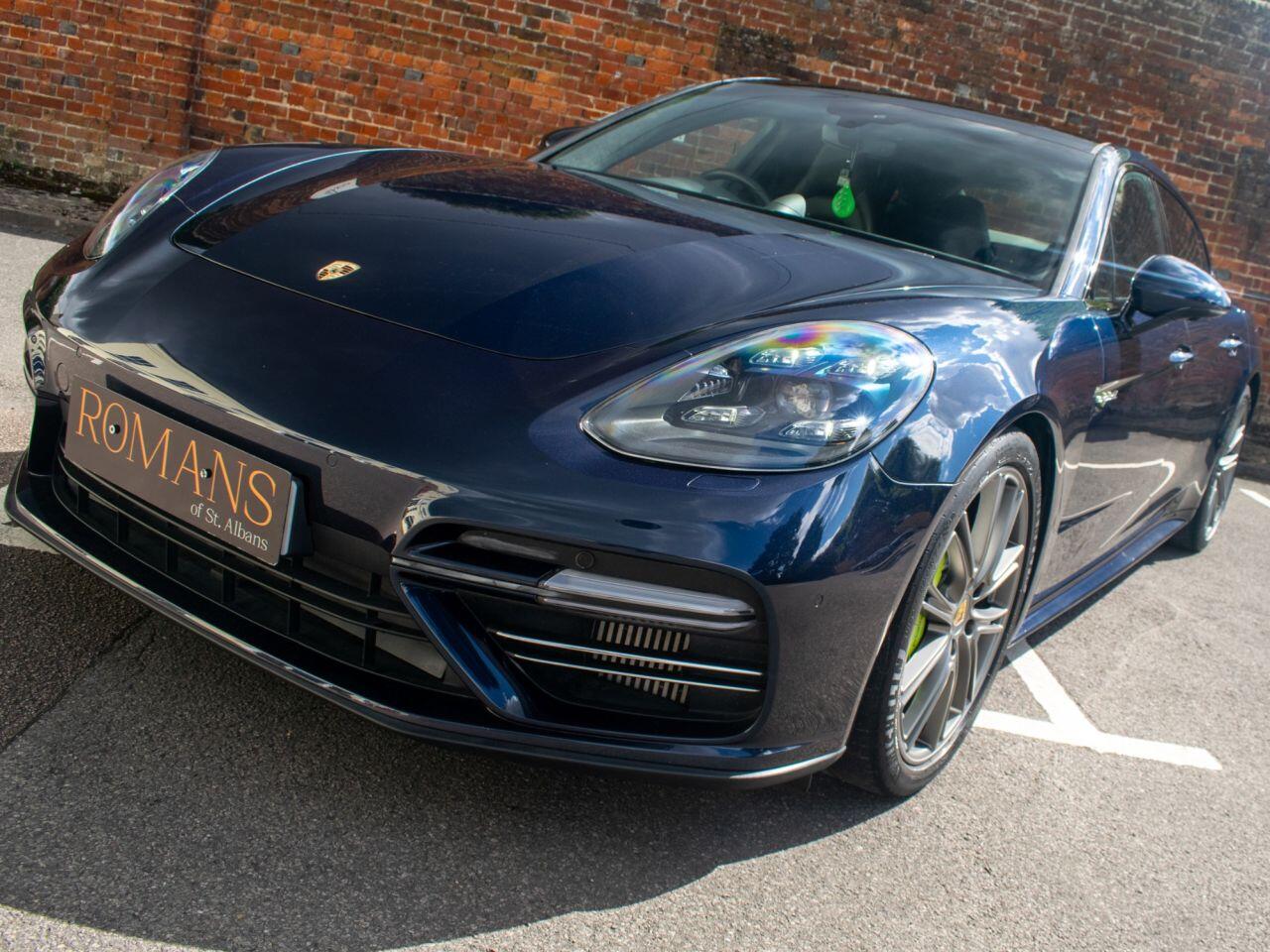 Porsche Panamera view 16