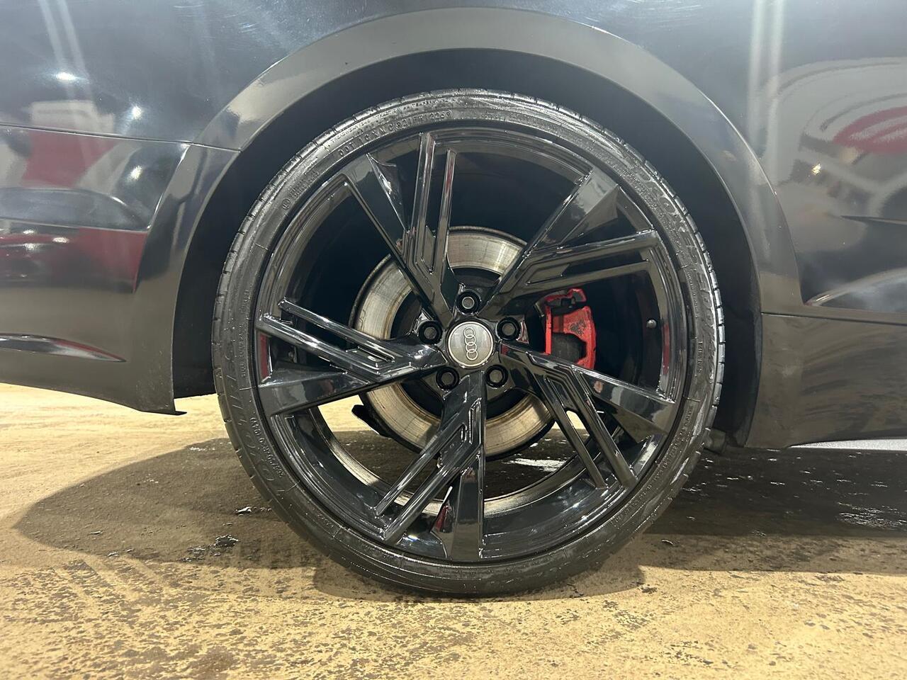 Audi S5 view 16