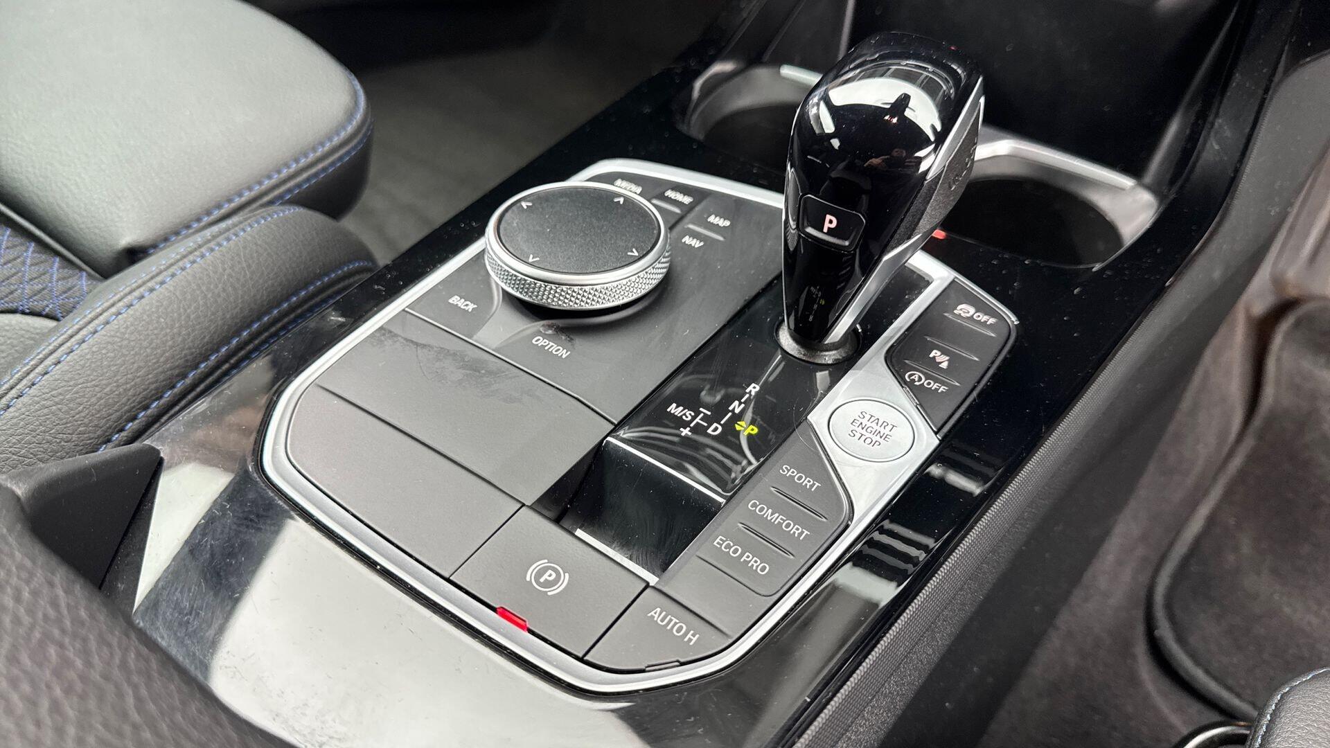 BMW 2 Series view 10