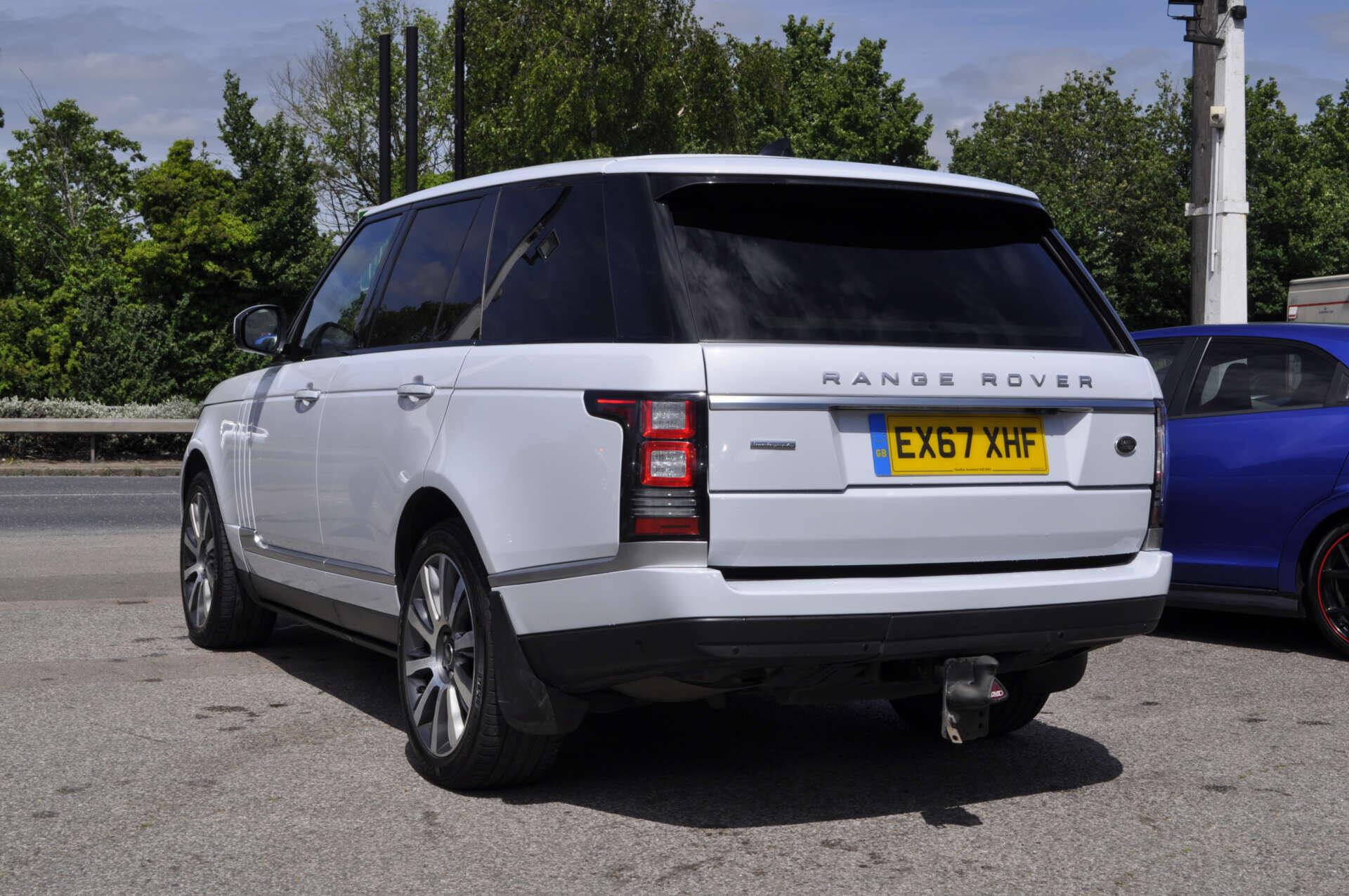 Land Rover Range Rover view 5