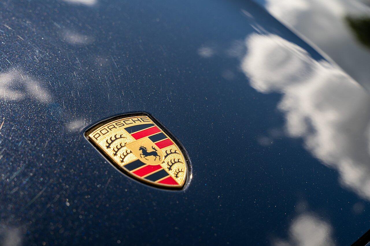 Porsche Taycan view 26