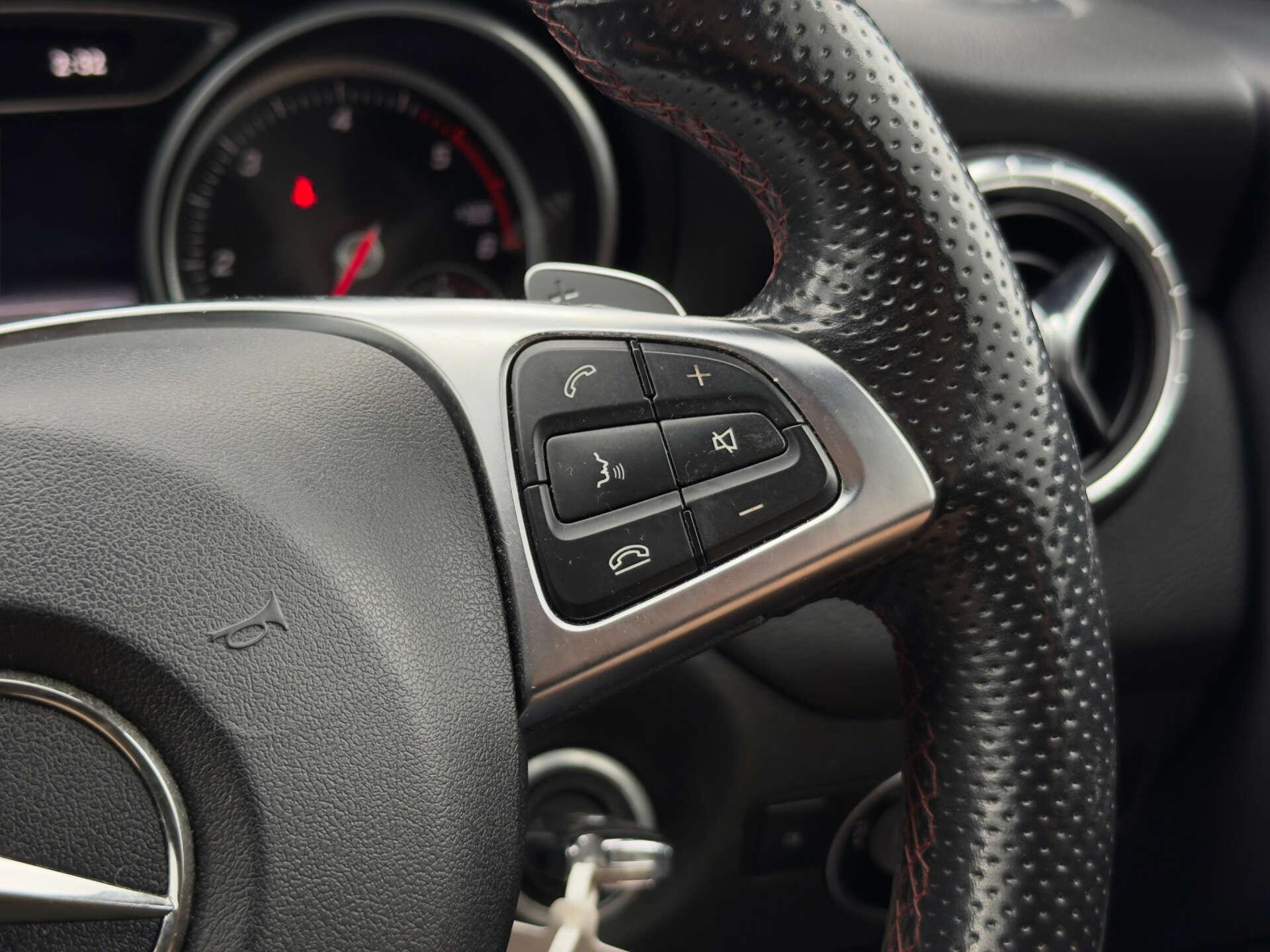 Mercedes-Benz Cla view 49