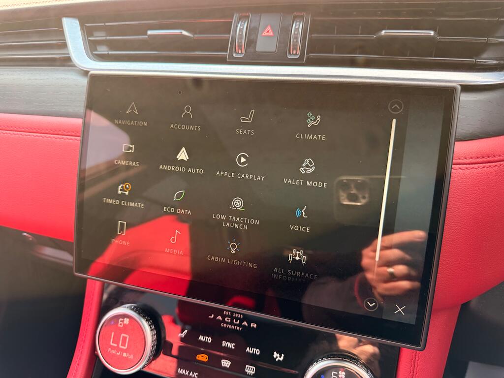 Jaguar F-Pace view 48