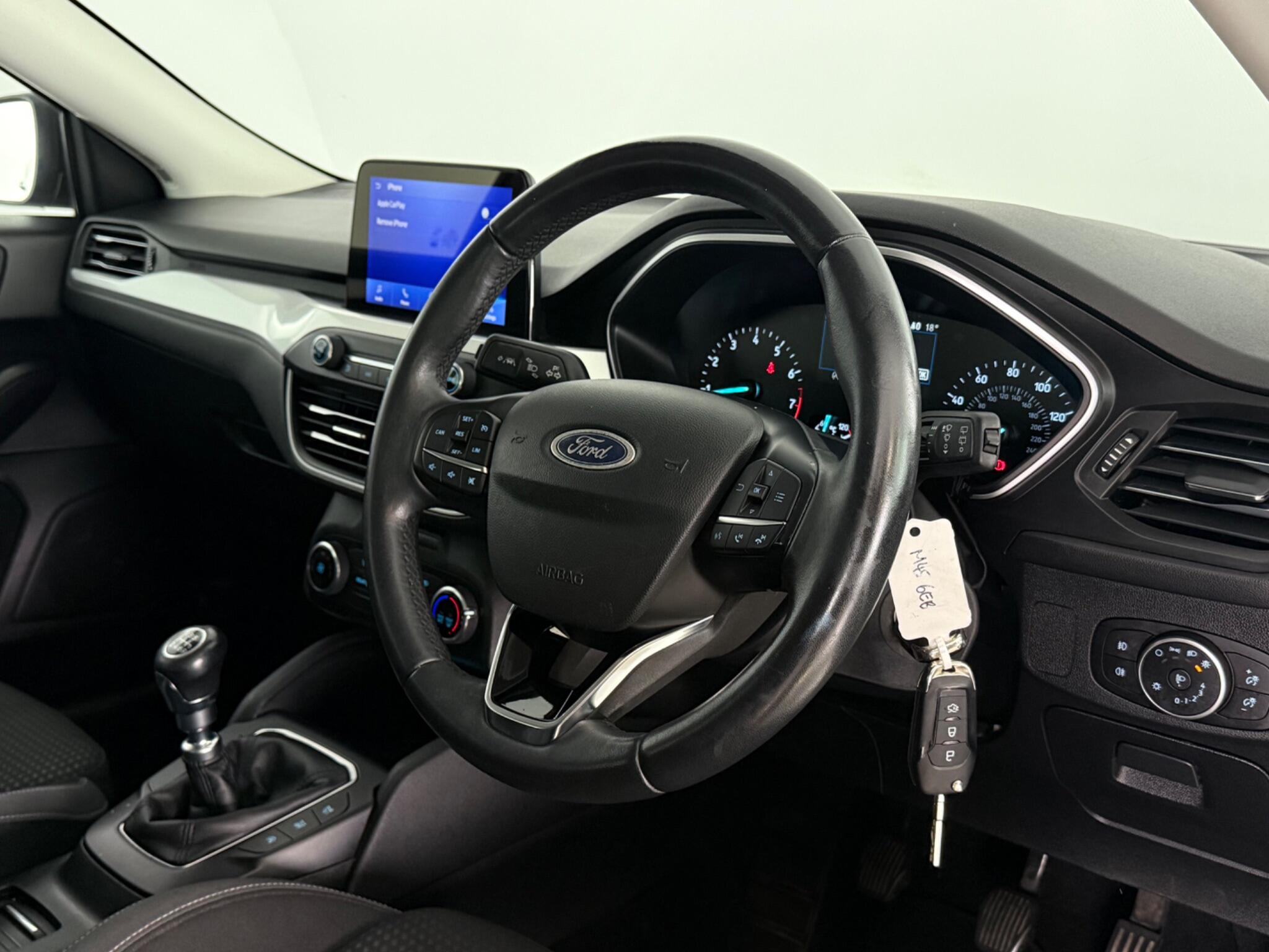 Ford Focus view 4