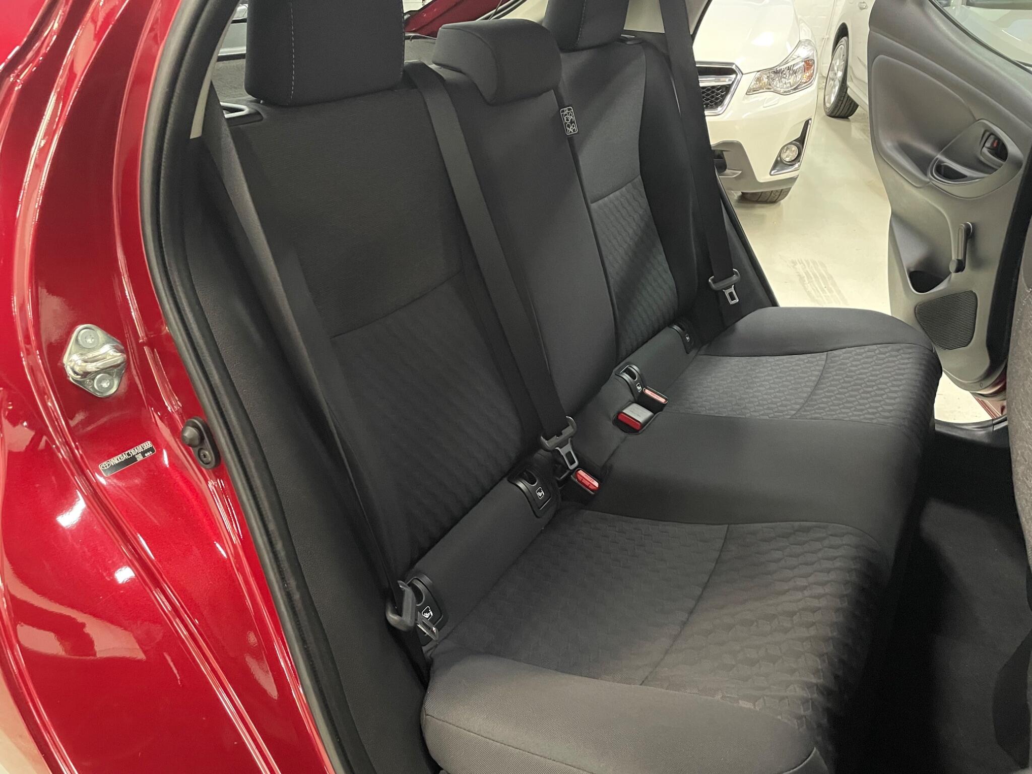 Toyota Yaris view 19