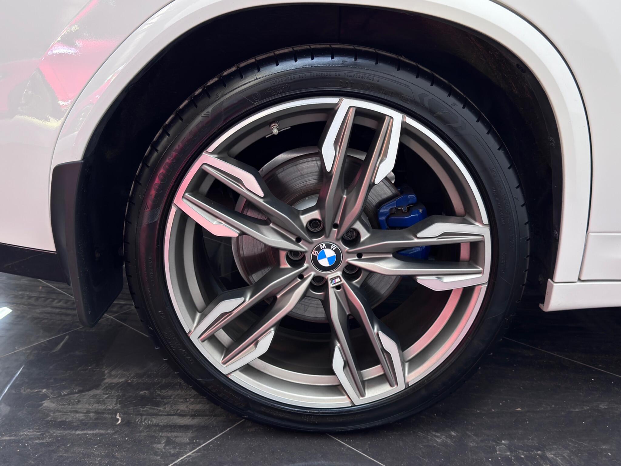 BMW X4 view 64