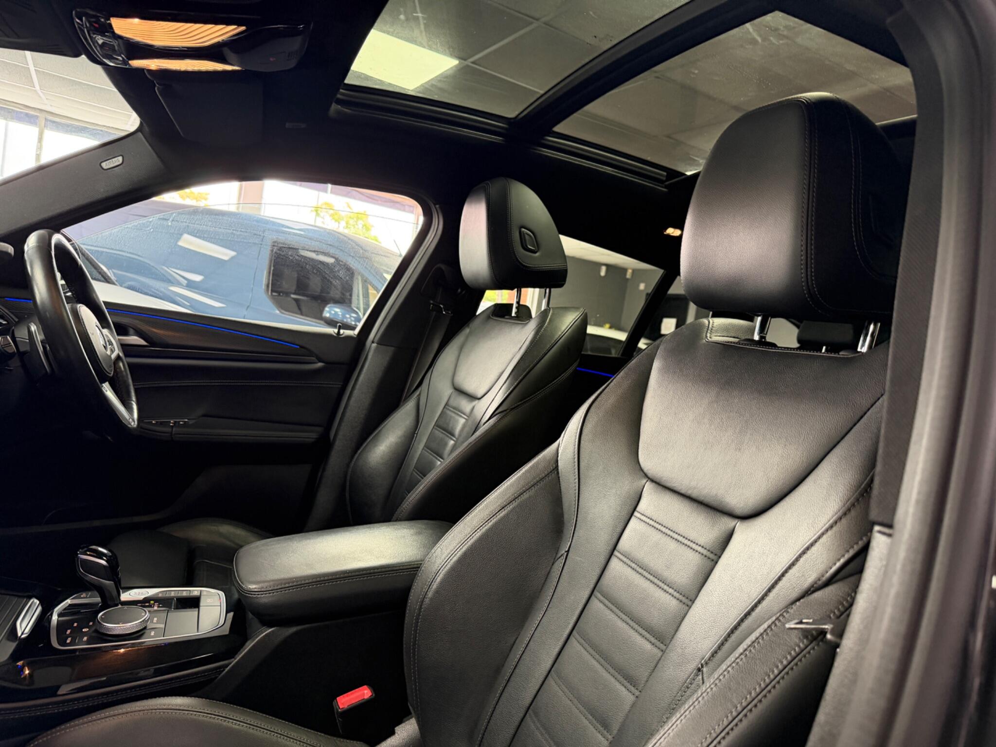 BMW X4 view 28