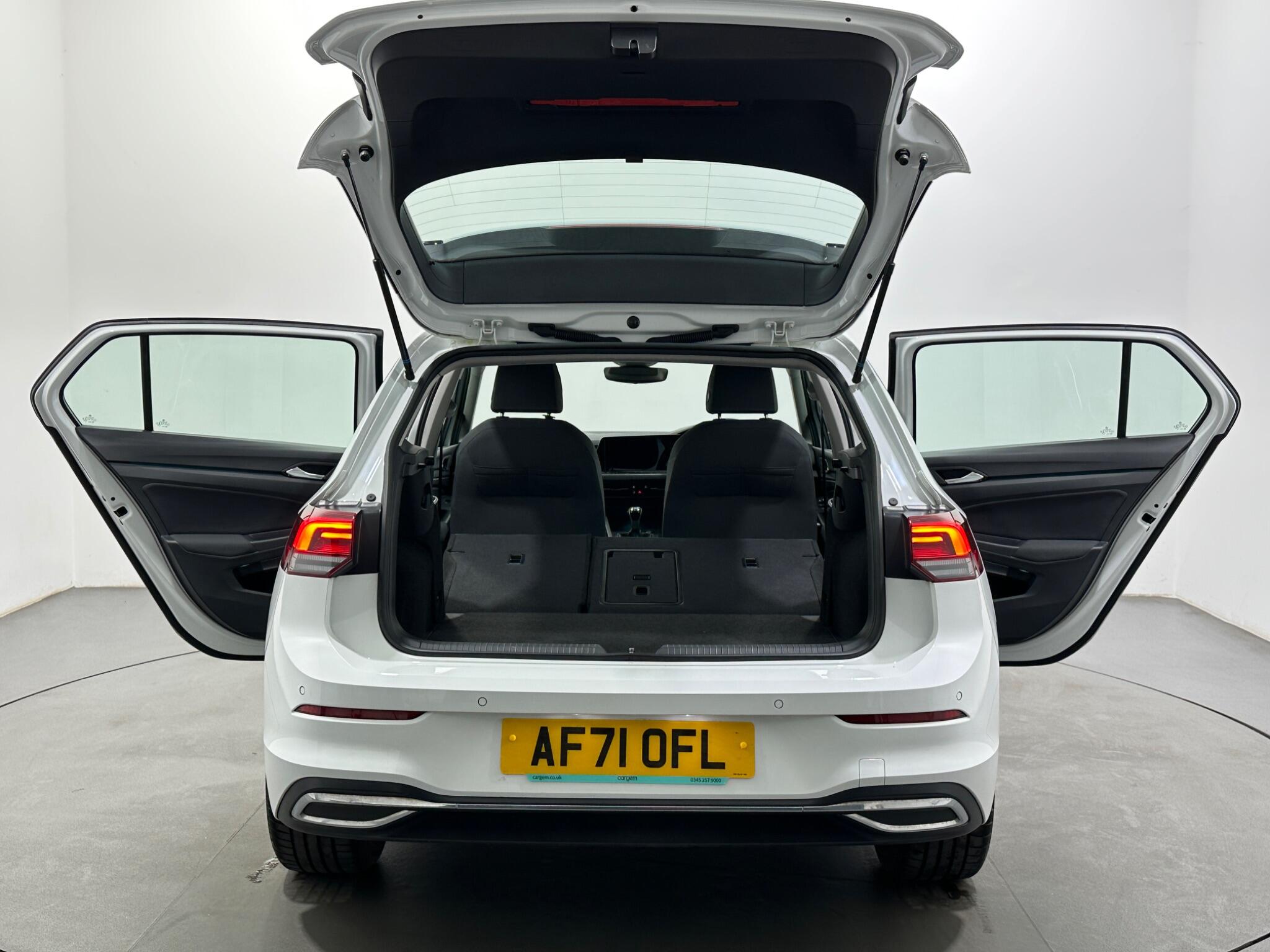 Volkswagen Golf view 43
