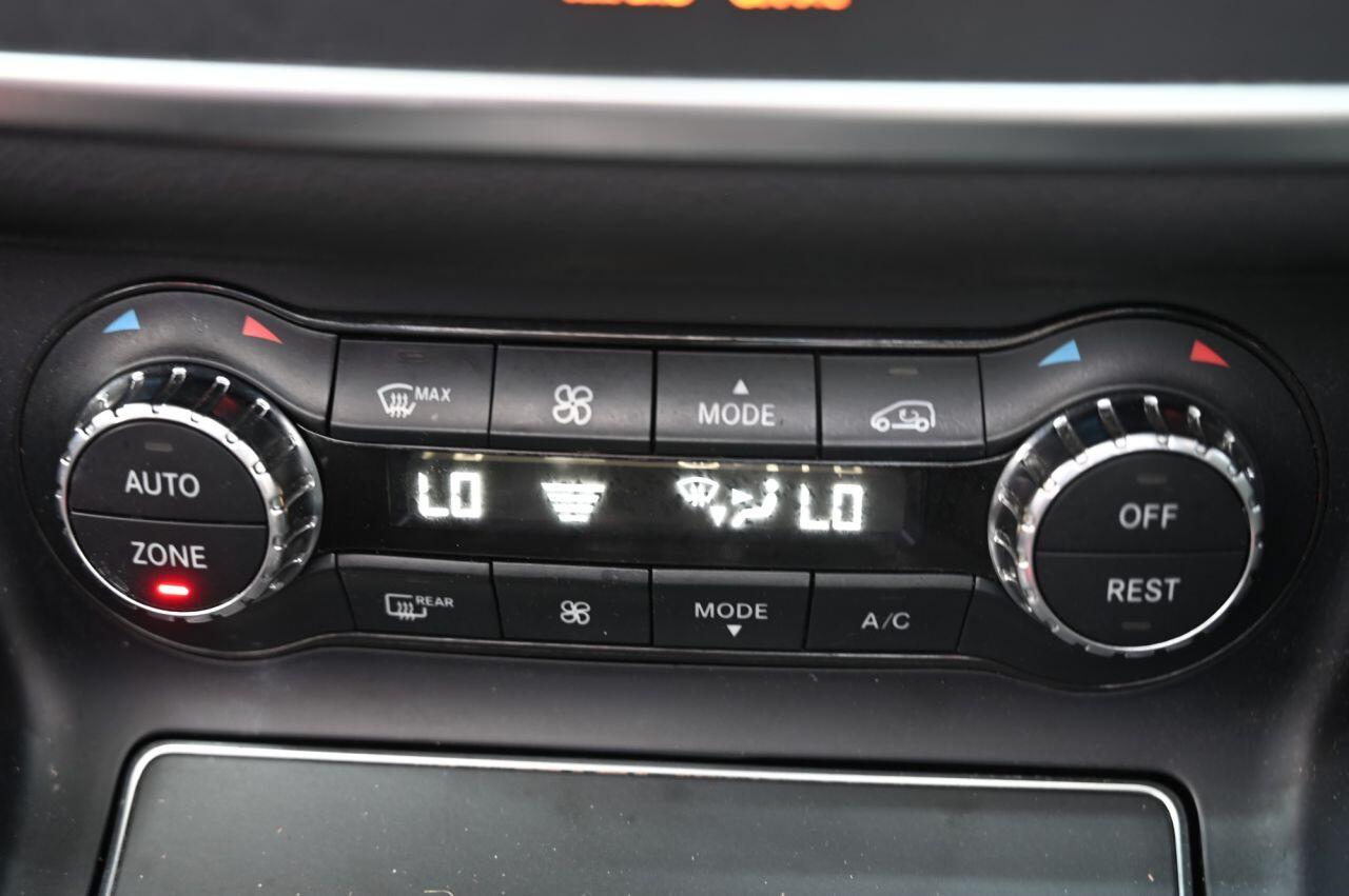 Mercedes-Benz Cla view 30