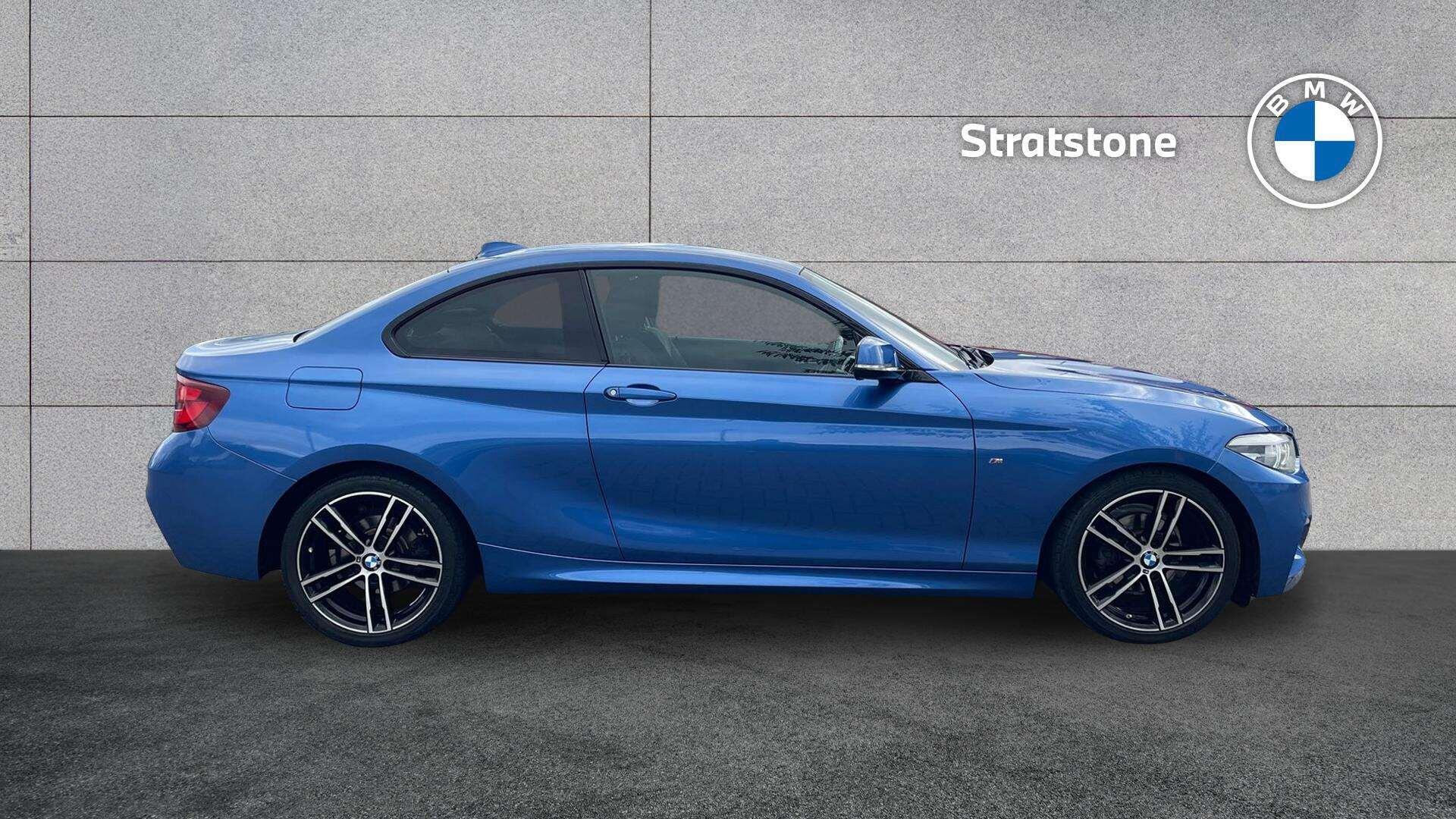 BMW 2 Series view 3
