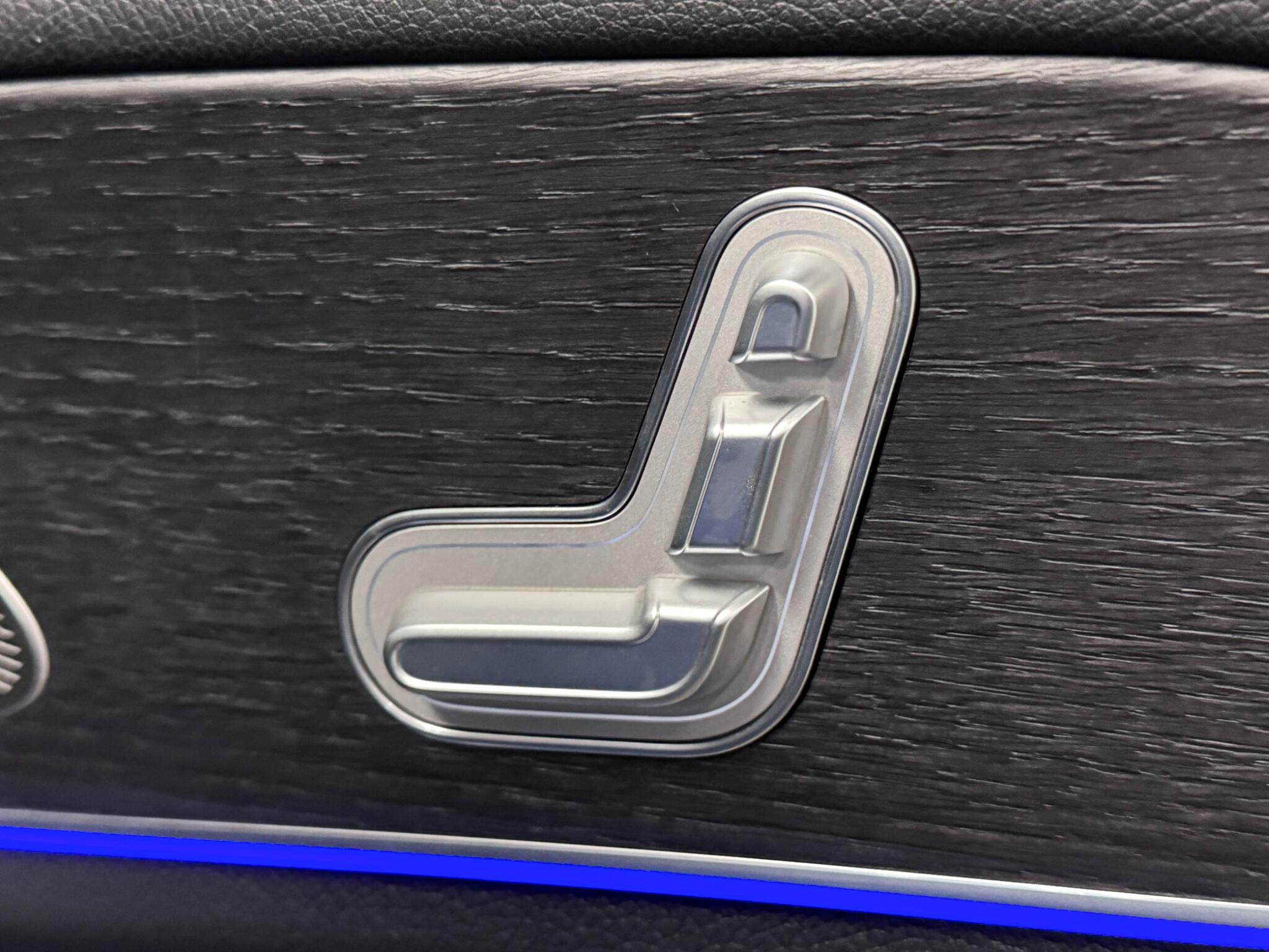 Mercedes-Benz Gle view 13