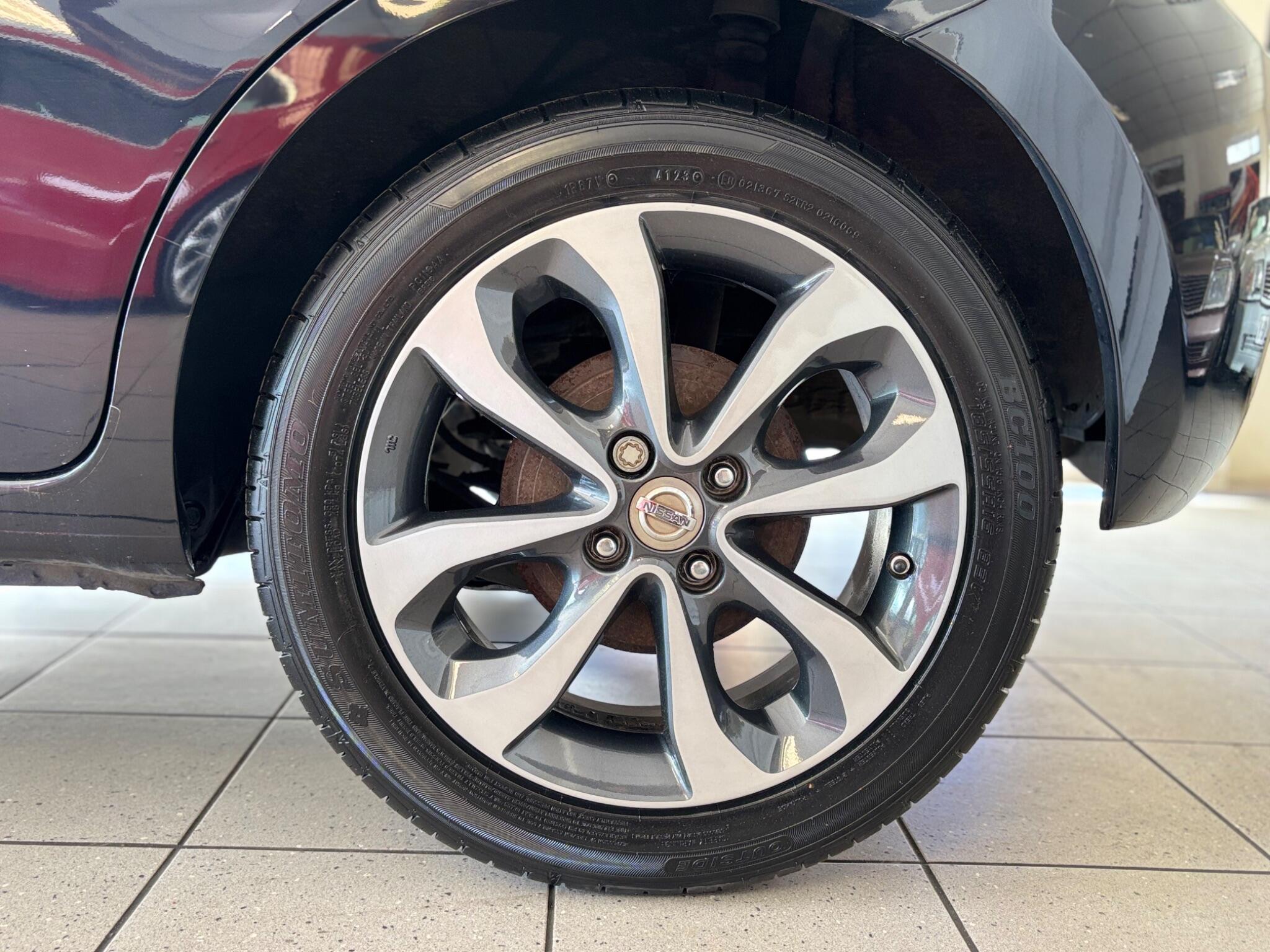 Nissan Micra view 18