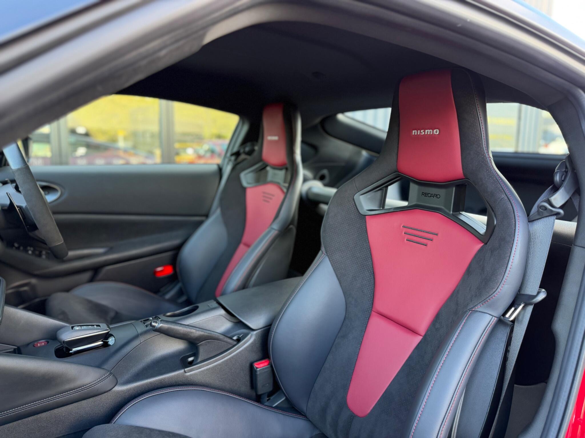 Nissan Fairlady view 4