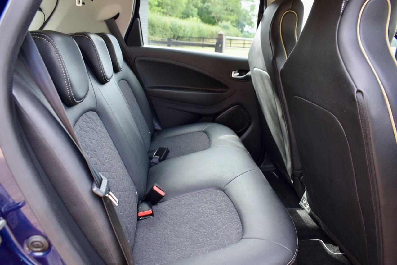 Renault Zoe view 34