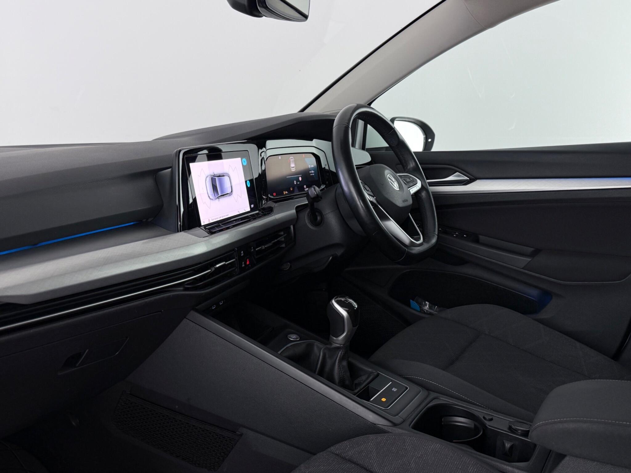 Volkswagen Golf view 12